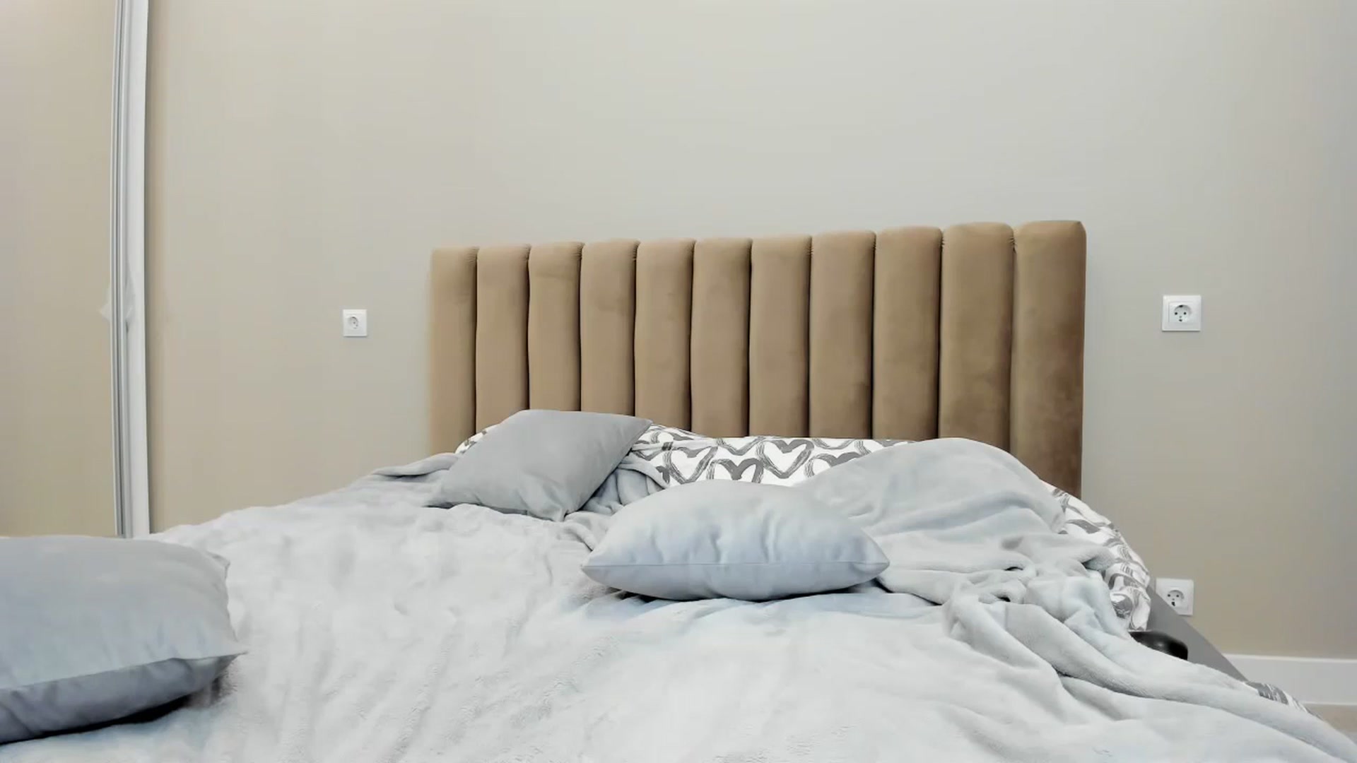 Gallery image thumbnail from miss_crystal_'s myfreecams stream on, 05/04/2024, 21:51 image 14 of 20