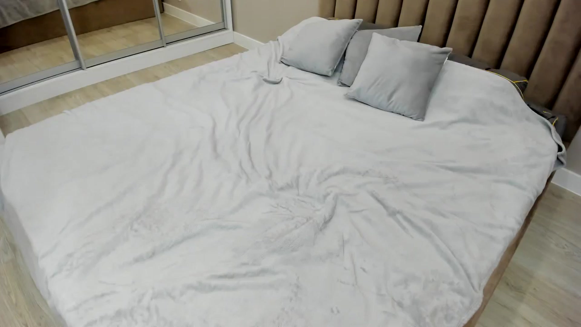 Gallery image thumbnail from miss_crystal_'s myfreecams stream on, 07/20/2024, 23:48 image 12 of 20