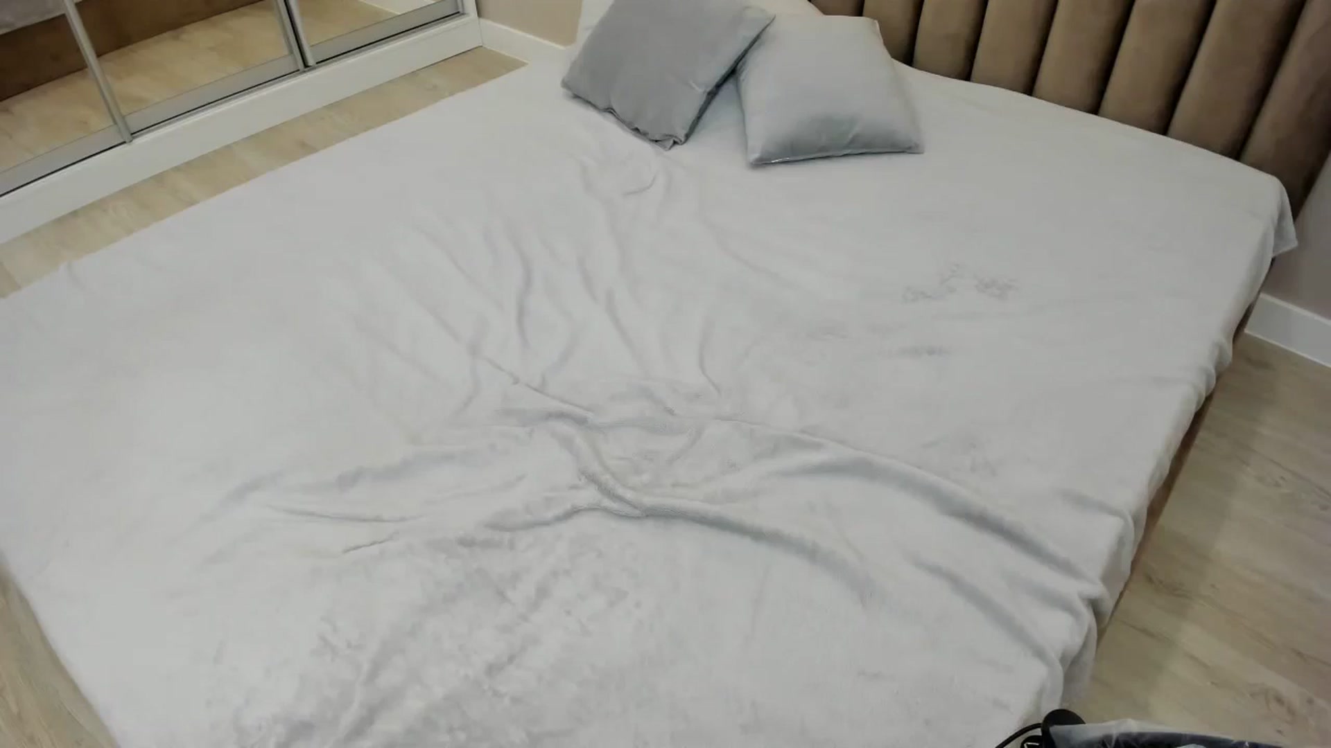 Gallery image thumbnail from miss_crystal_'s myfreecams stream on, 07/30/2024, 02:43 image 6 of 20