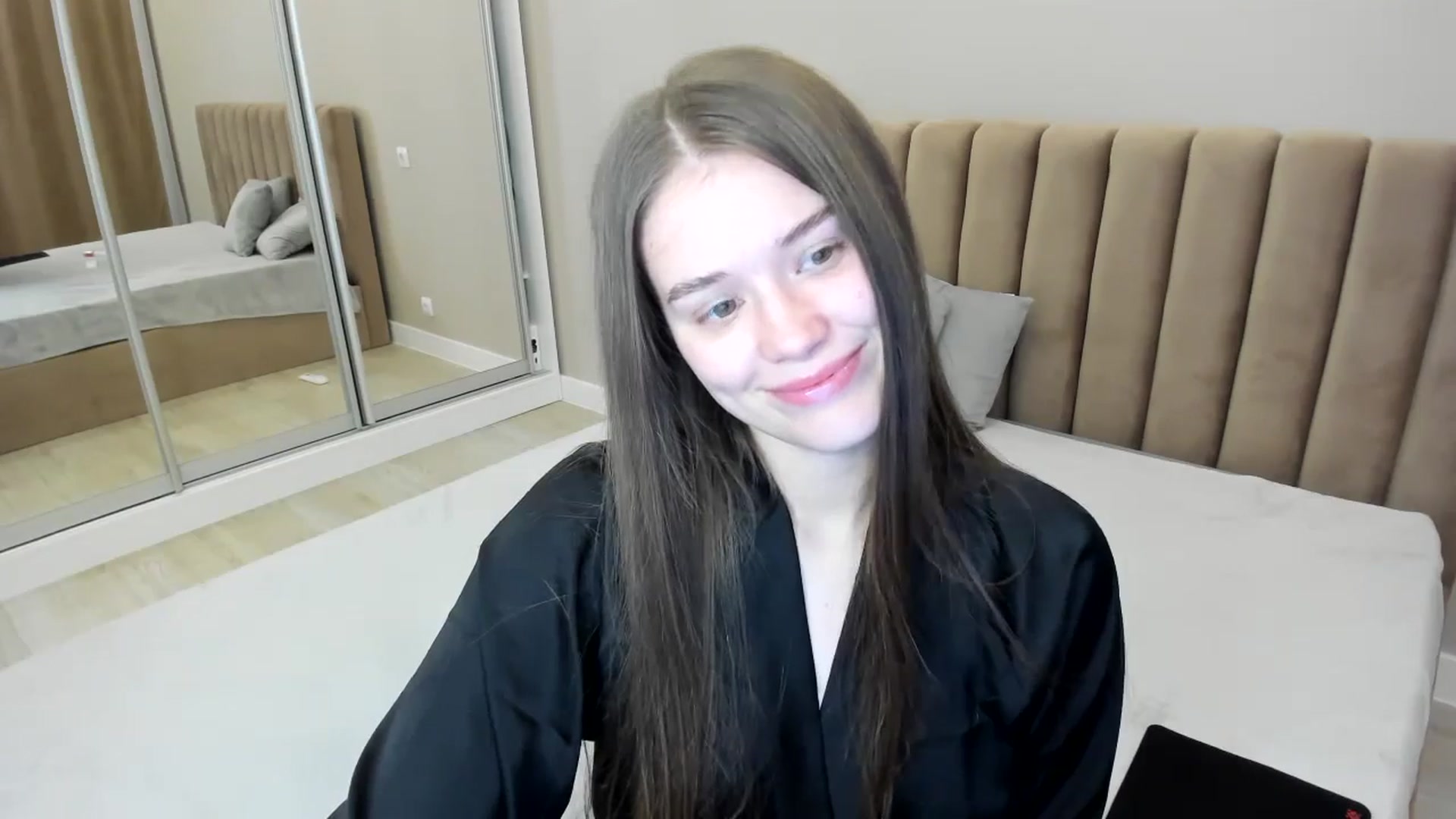 Gallery image thumbnail from miss_crystal_'s myfreecams stream on, 09/29/2024, 05:22 image 14 of 20