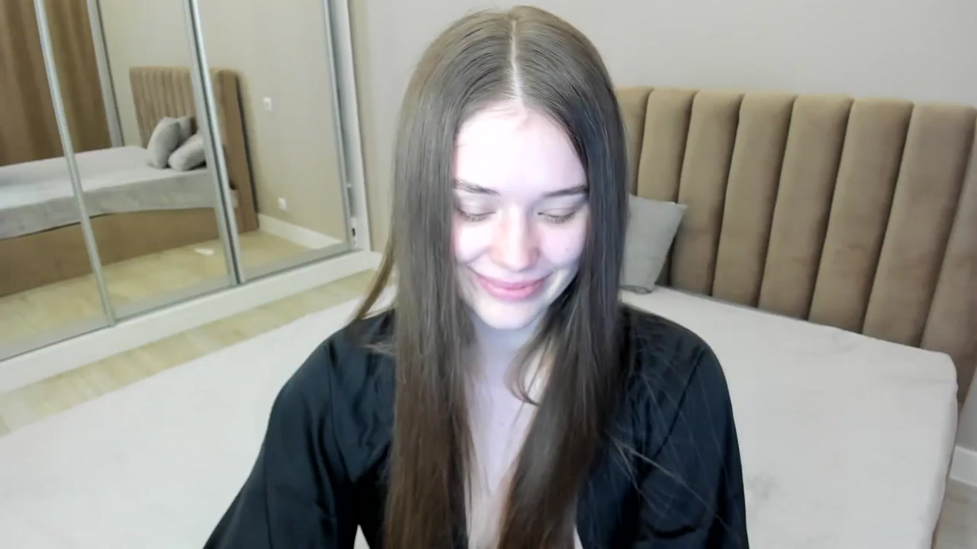 Gallery image thumbnail from miss_crystal_'s myfreecams stream on, 09/29/2024, 06:07 image 19 of 20