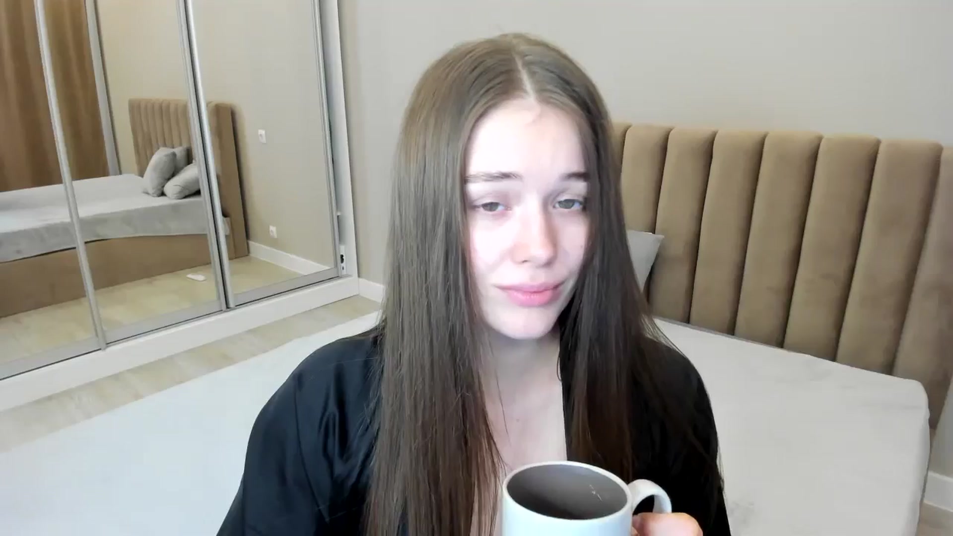 Gallery image thumbnail from miss_crystal_'s myfreecams stream on, 09/29/2024, 06:07 image 12 of 20
