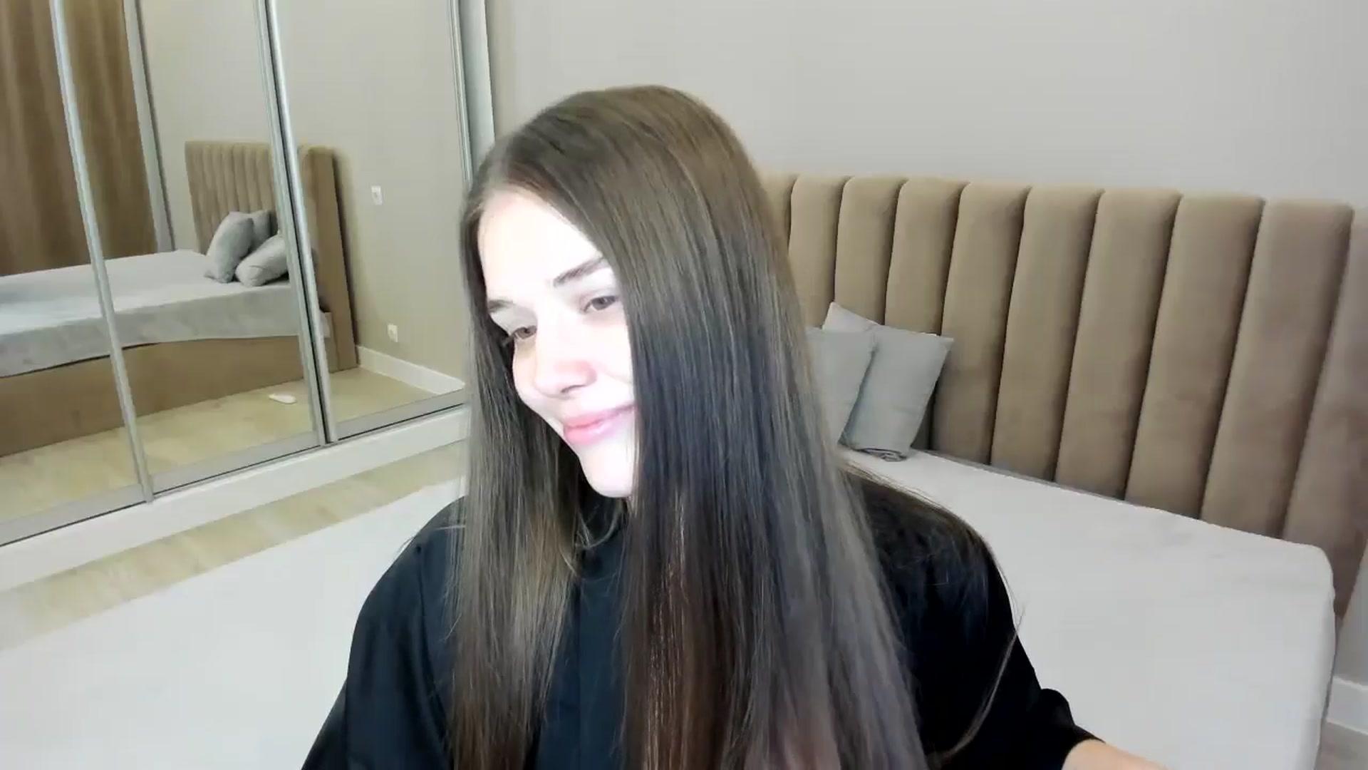 Gallery image thumbnail from miss_crystal_'s myfreecams stream on, 09/29/2024, 06:07 image 14 of 20