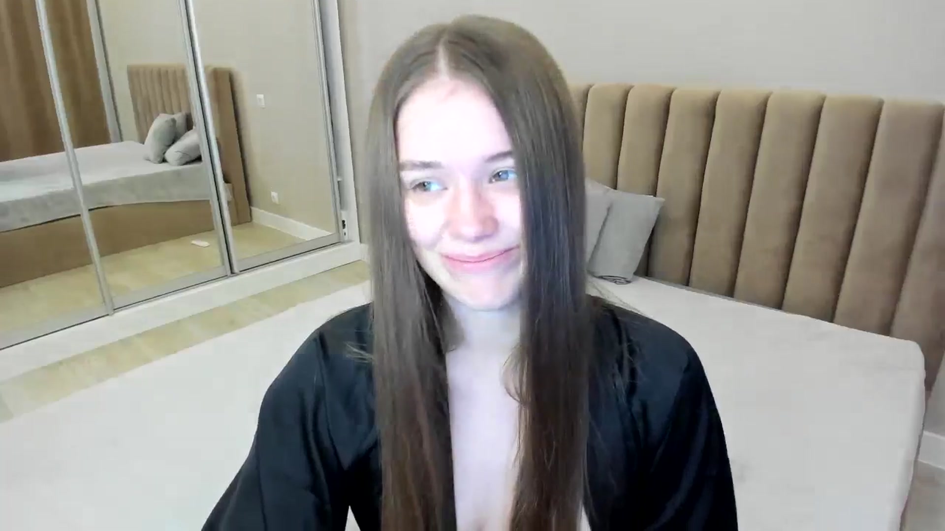 Gallery image thumbnail from miss_crystal_'s myfreecams stream on, 09/29/2024, 06:07 image 20 of 20