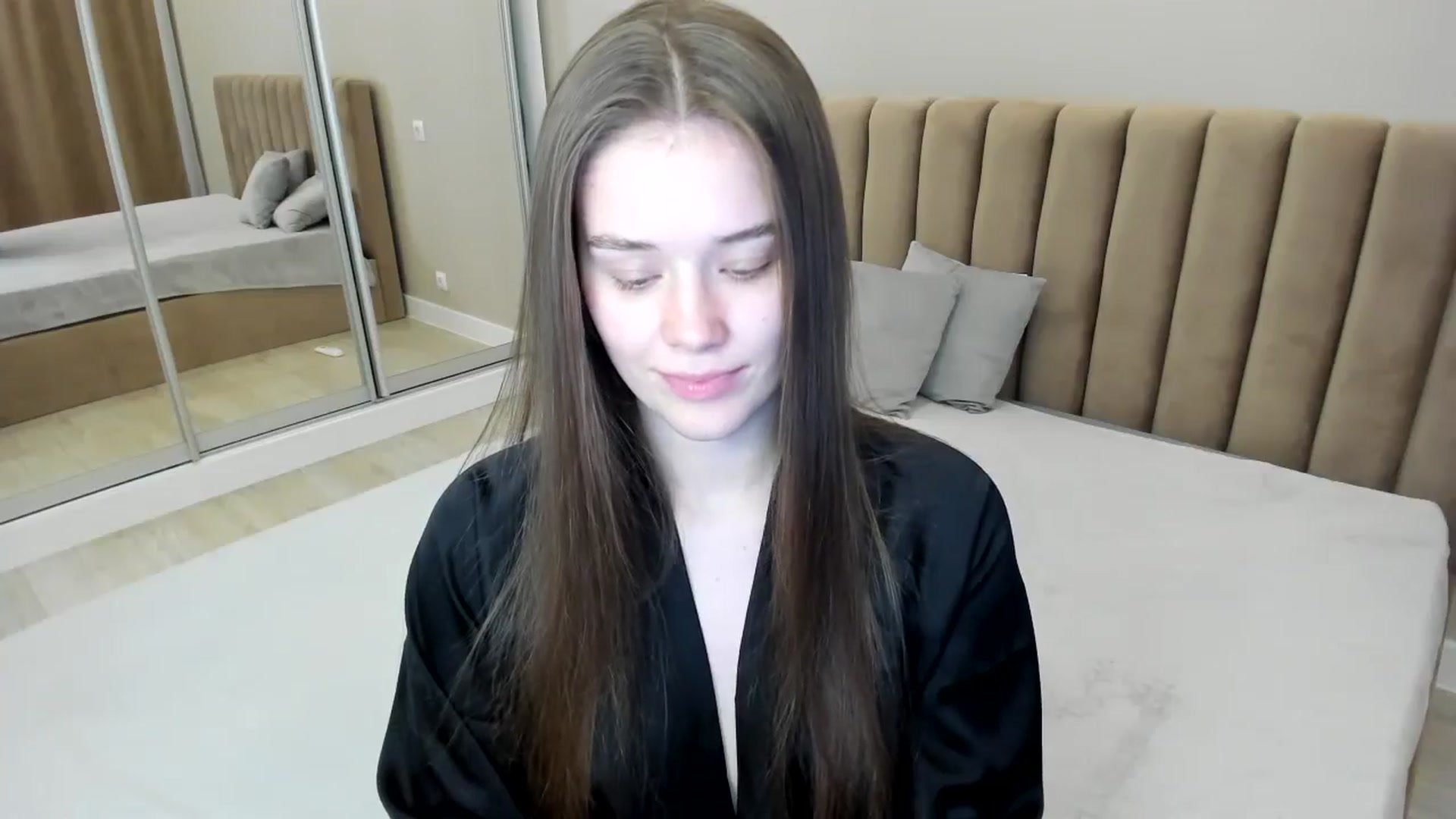 Gallery image thumbnail from miss_crystal_'s myfreecams stream on, 09/29/2024, 06:46 image 7 of 20