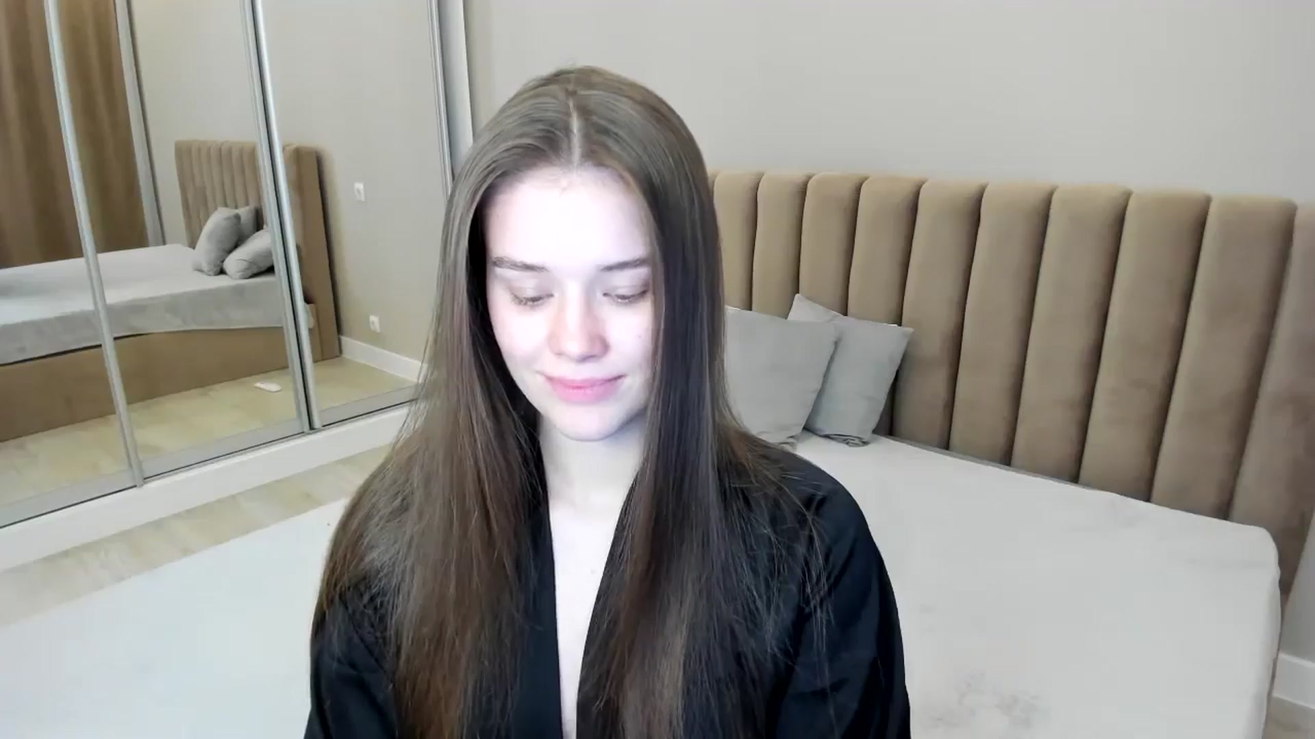 Gallery image thumbnail from miss_crystal_'s myfreecams stream on, 09/29/2024, 06:46 image 4 of 20