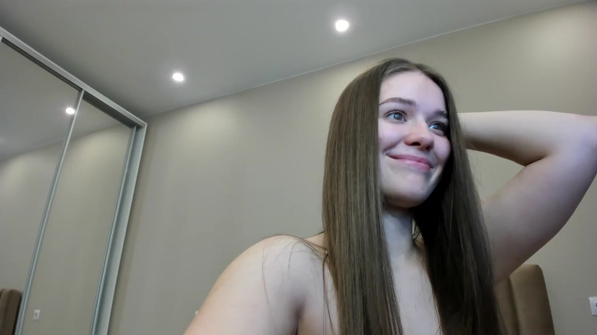 Gallery image thumbnail from miss_crystal_'s myfreecams stream on, 11/02/2024, 07:20 image 7 of 20