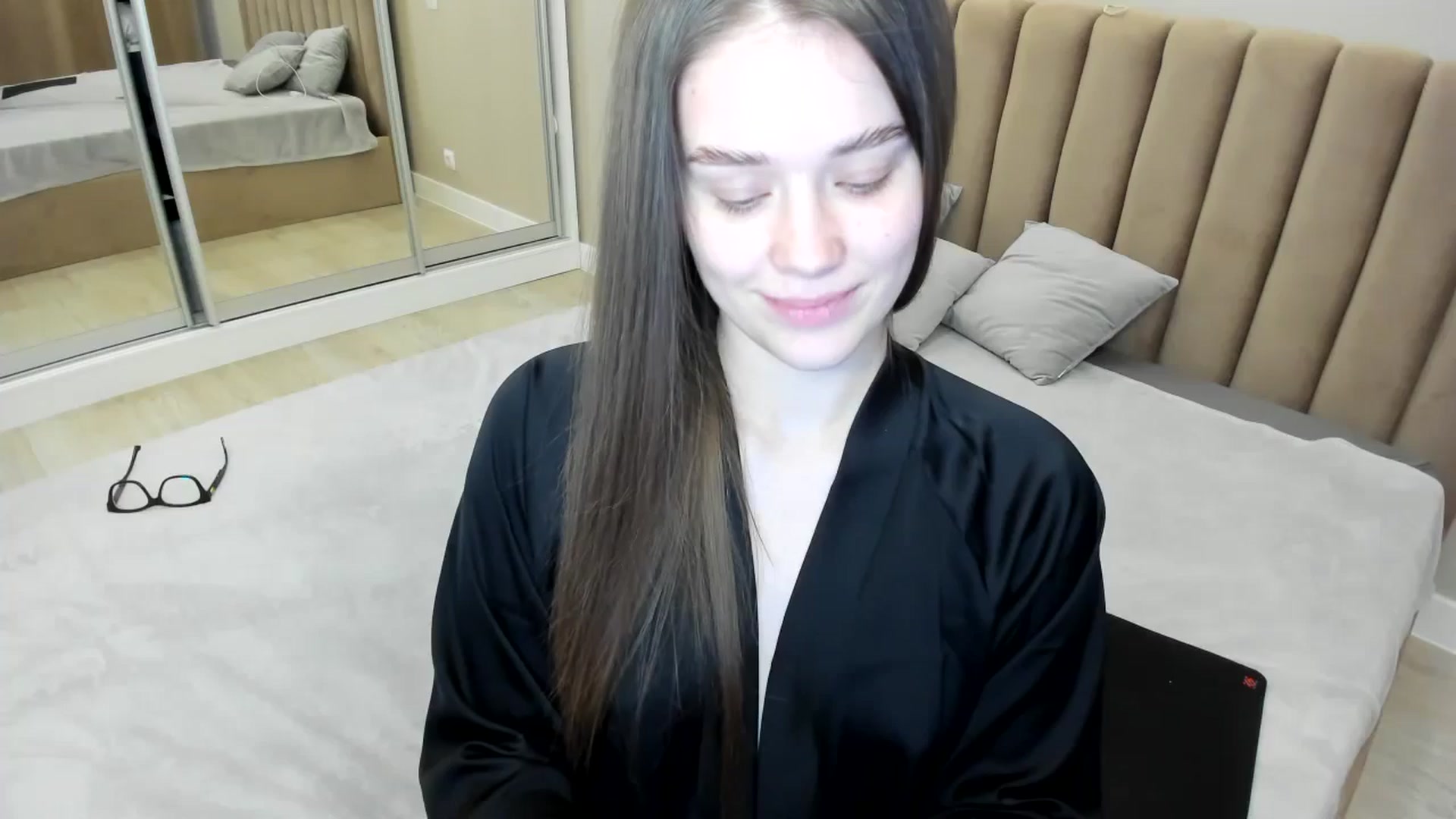 Gallery image thumbnail from miss_crystal_'s myfreecams stream on, 11/07/2024, 07:38 image 12 of 20