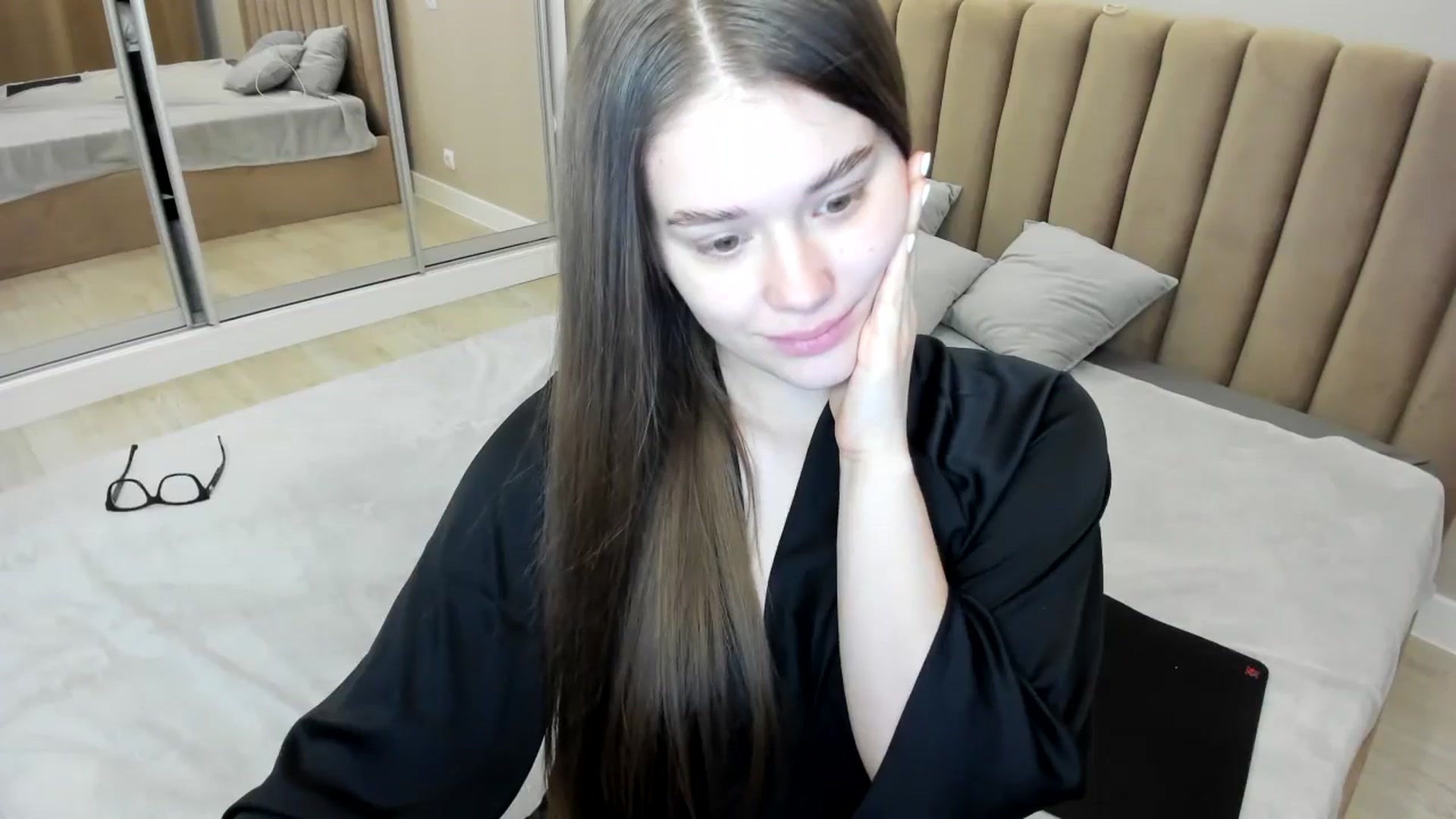 Gallery image thumbnail from miss_crystal_'s myfreecams stream on, 11/07/2024, 07:38 image 9 of 20