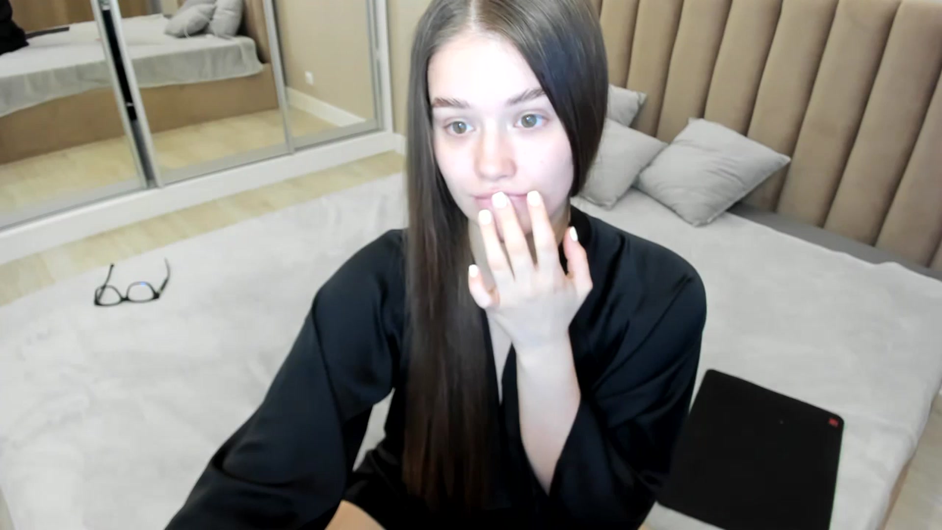 Gallery image thumbnail from miss_crystal_'s myfreecams stream on, 11/07/2024, 07:38 image 16 of 20