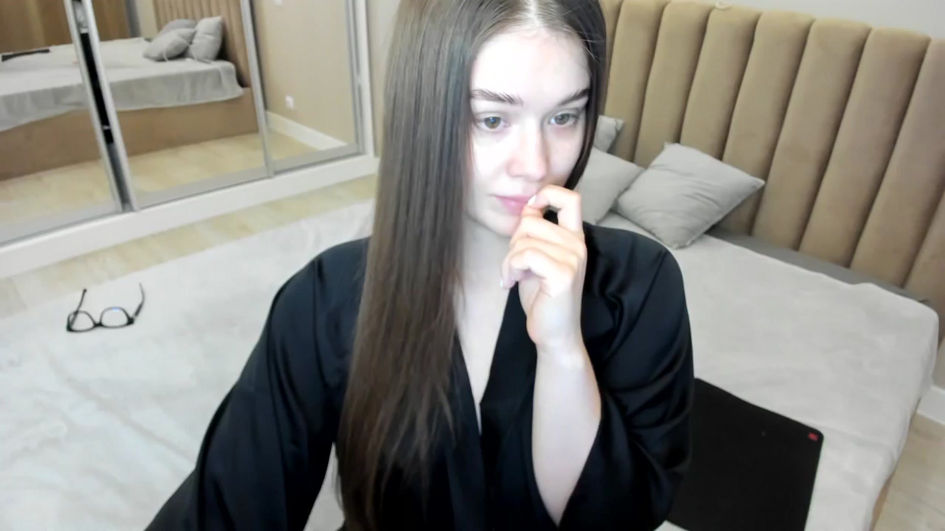 Gallery image thumbnail from miss_crystal_'s myfreecams stream on, 11/07/2024, 07:38 image 8 of 20