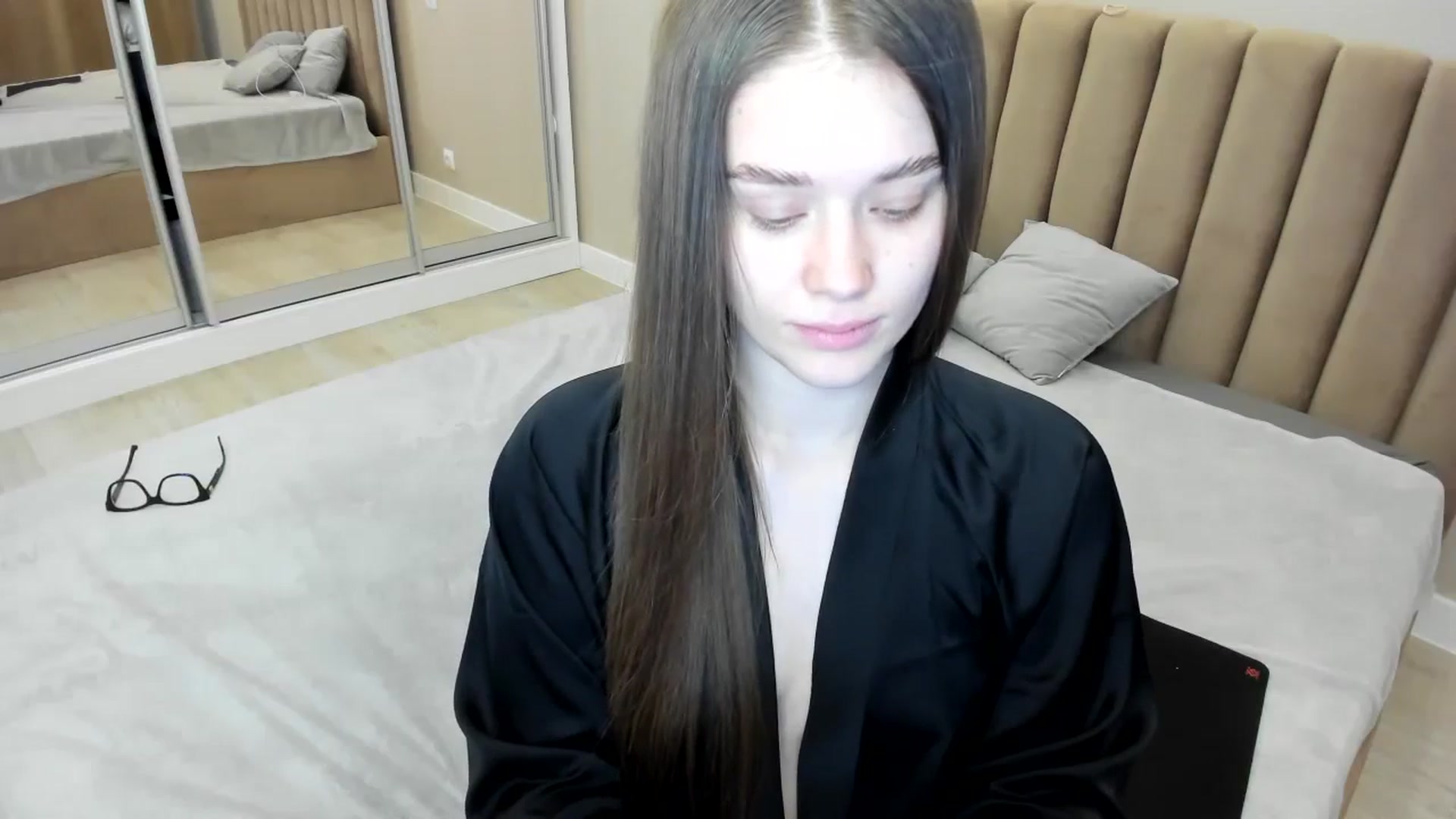 Gallery image thumbnail from miss_crystal_'s myfreecams stream on, 11/07/2024, 07:38 image 10 of 20