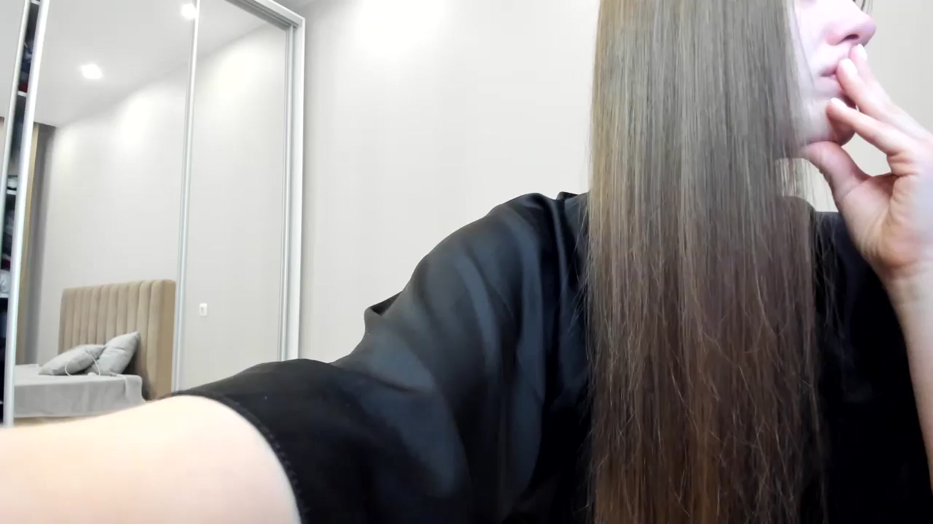Gallery image thumbnail from miss_crystal_'s myfreecams stream on, 11/07/2024, 09:03 image 18 of 20