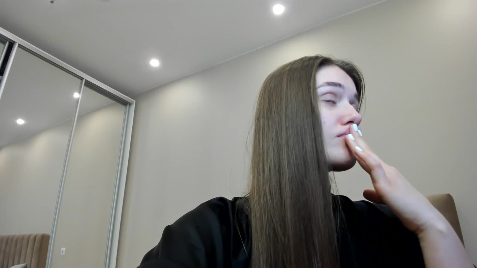 Gallery image thumbnail from miss_crystal_'s myfreecams stream on, 11/07/2024, 09:03 image 13 of 20
