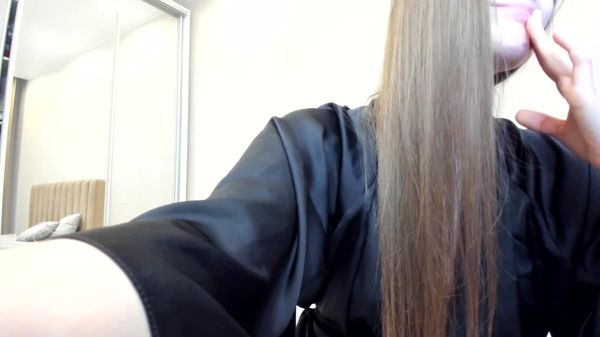 Gallery image thumbnail from miss_crystal_'s myfreecams stream on, 11/07/2024, 09:03 image 14 of 20