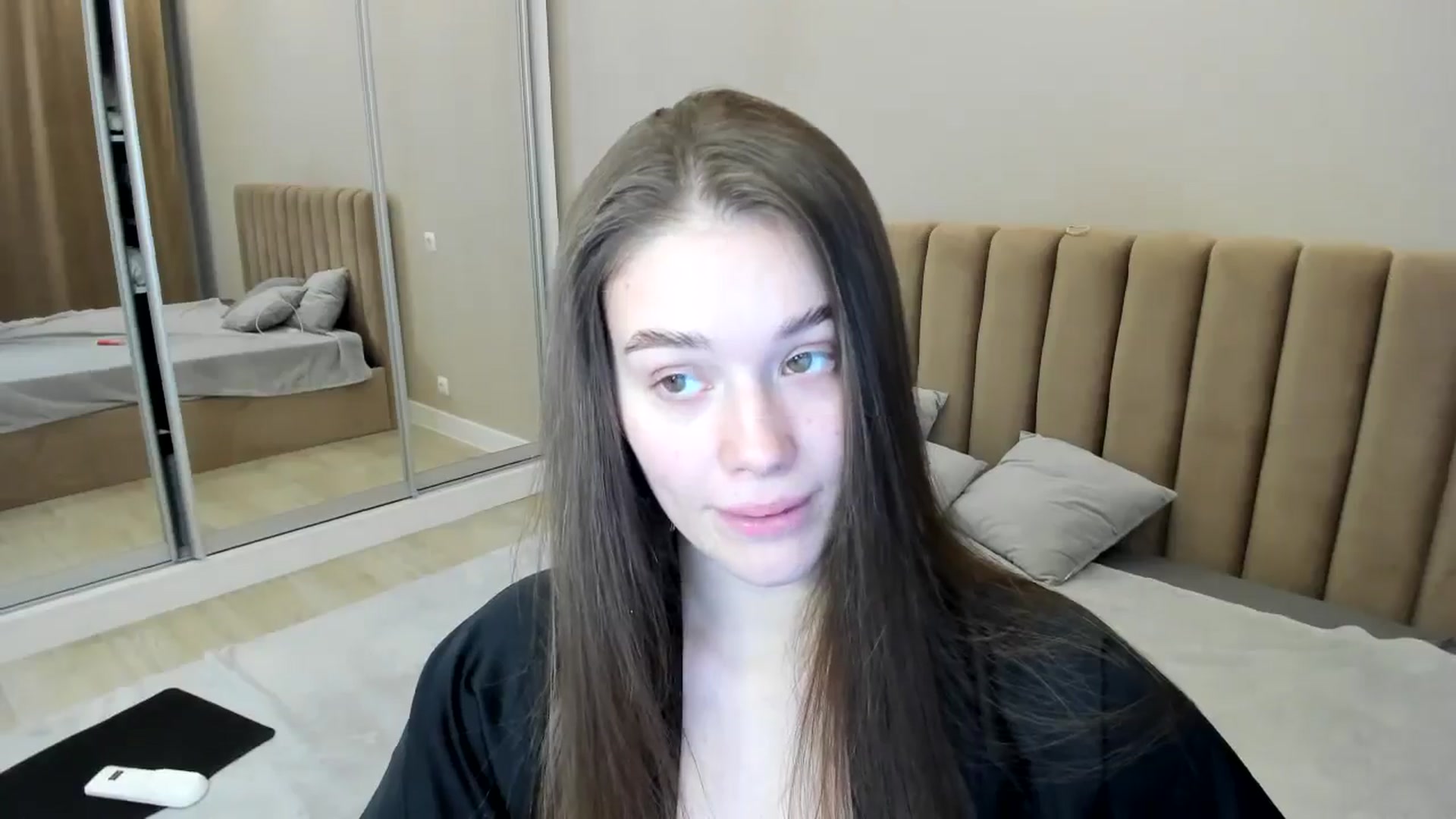 Gallery image thumbnail from miss_crystal_'s myfreecams stream on, 11/07/2024, 09:58 image 6 of 20