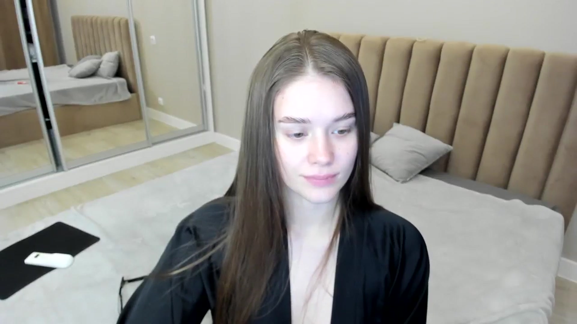 Gallery image thumbnail from miss_crystal_'s myfreecams stream on, 11/07/2024, 10:12 image 17 of 20
