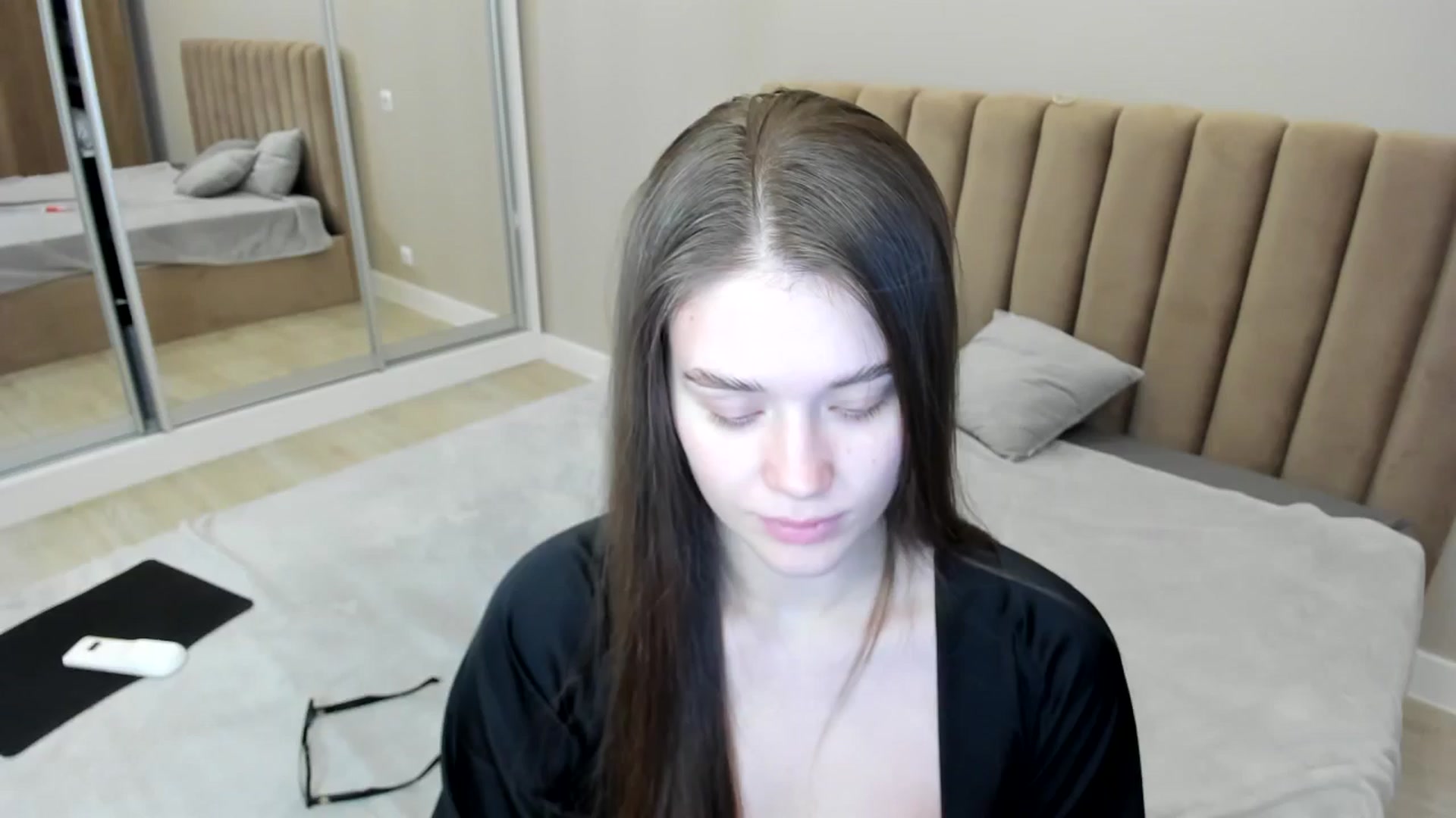 Gallery image thumbnail from miss_crystal_'s myfreecams stream on, 11/07/2024, 10:12 image 3 of 20