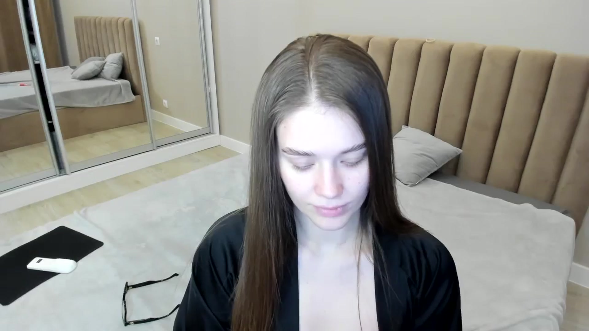Gallery image thumbnail from miss_crystal_'s myfreecams stream on, 11/07/2024, 10:12 image 11 of 20