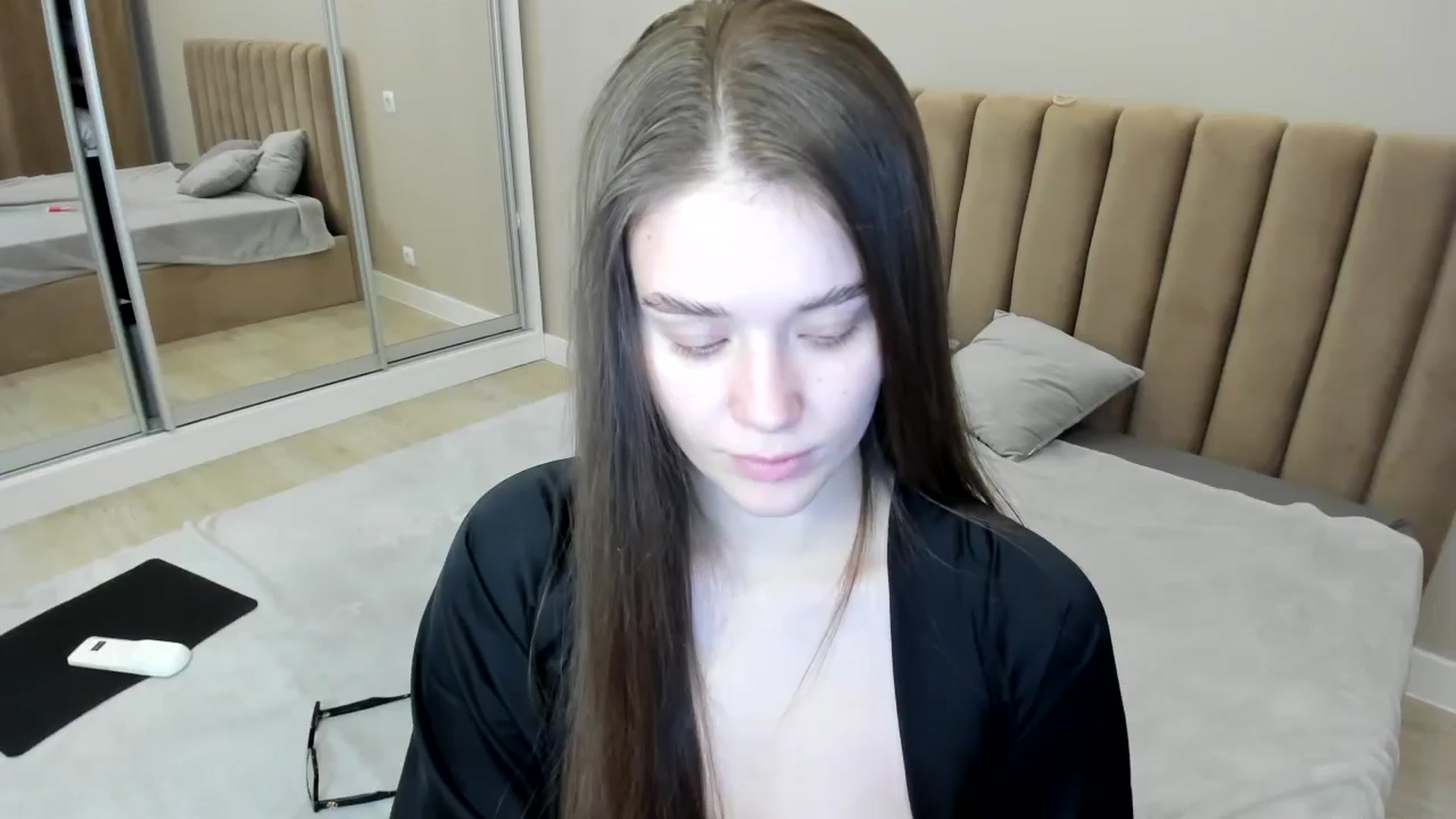 Gallery image thumbnail from miss_crystal_'s myfreecams stream on, 11/07/2024, 10:12 image 1 of 20