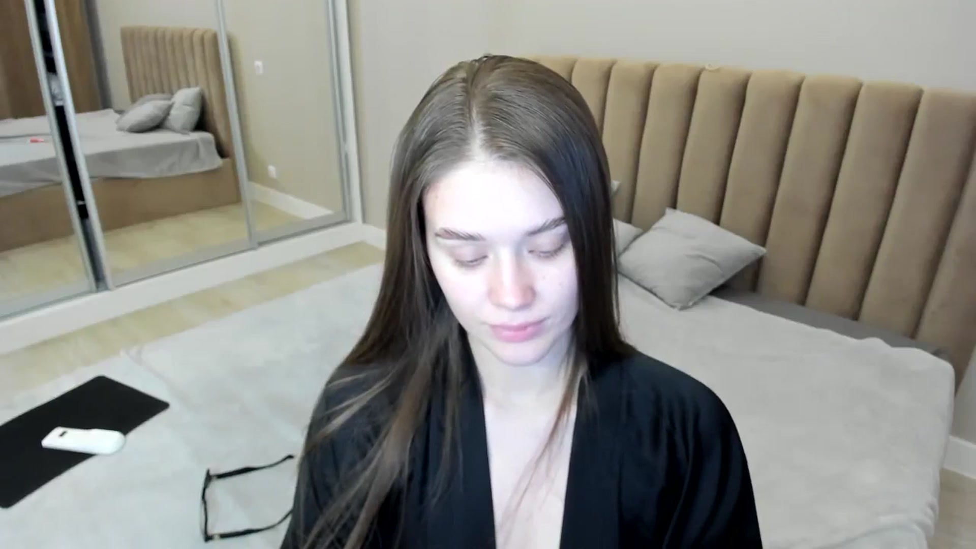 Gallery image thumbnail from miss_crystal_'s myfreecams stream on, 11/07/2024, 10:12 image 15 of 20