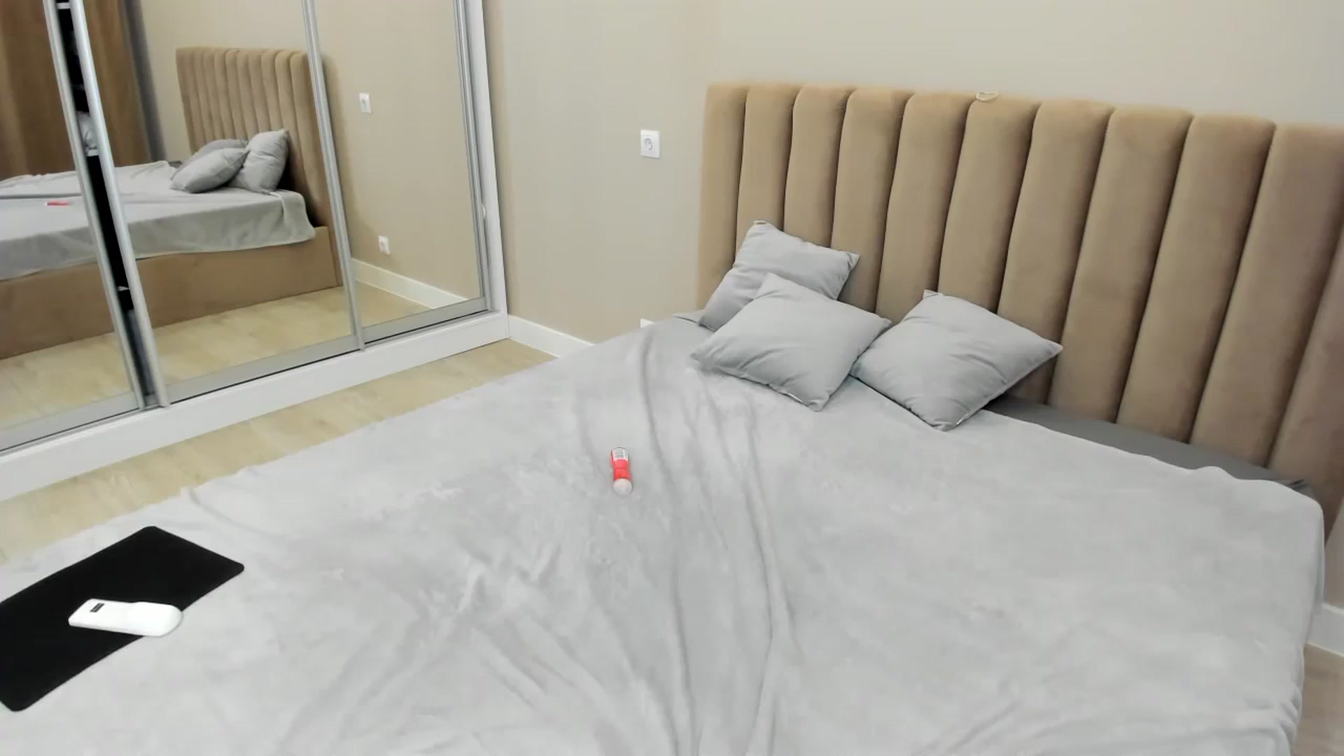 Gallery image thumbnail from miss_crystal_'s myfreecams stream on, 11/07/2024, 10:43 image 15 of 20