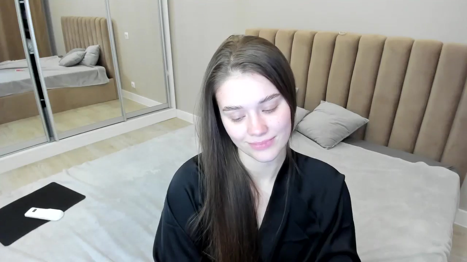 Gallery image thumbnail from miss_crystal_'s myfreecams stream on, 11/07/2024, 10:43 image 12 of 20