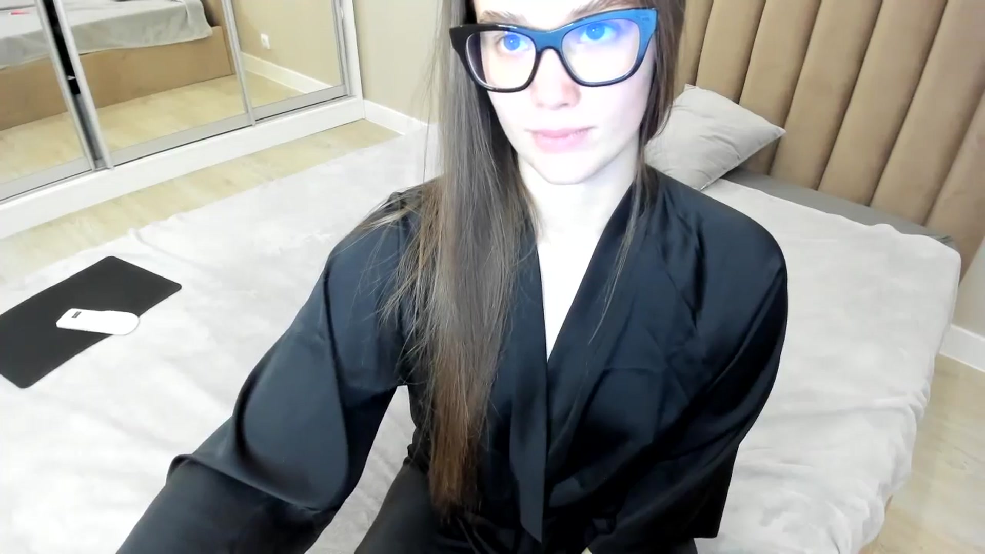 Gallery image thumbnail from miss_crystal_'s myfreecams stream on, 11/07/2024, 10:43 image 8 of 20