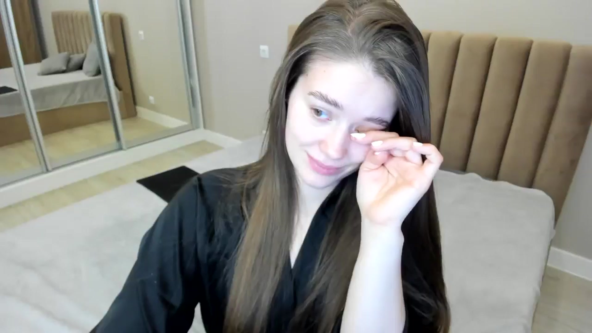 Gallery image thumbnail from miss_crystal_'s myfreecams stream on, 11/08/2024, 08:03 image 16 of 20