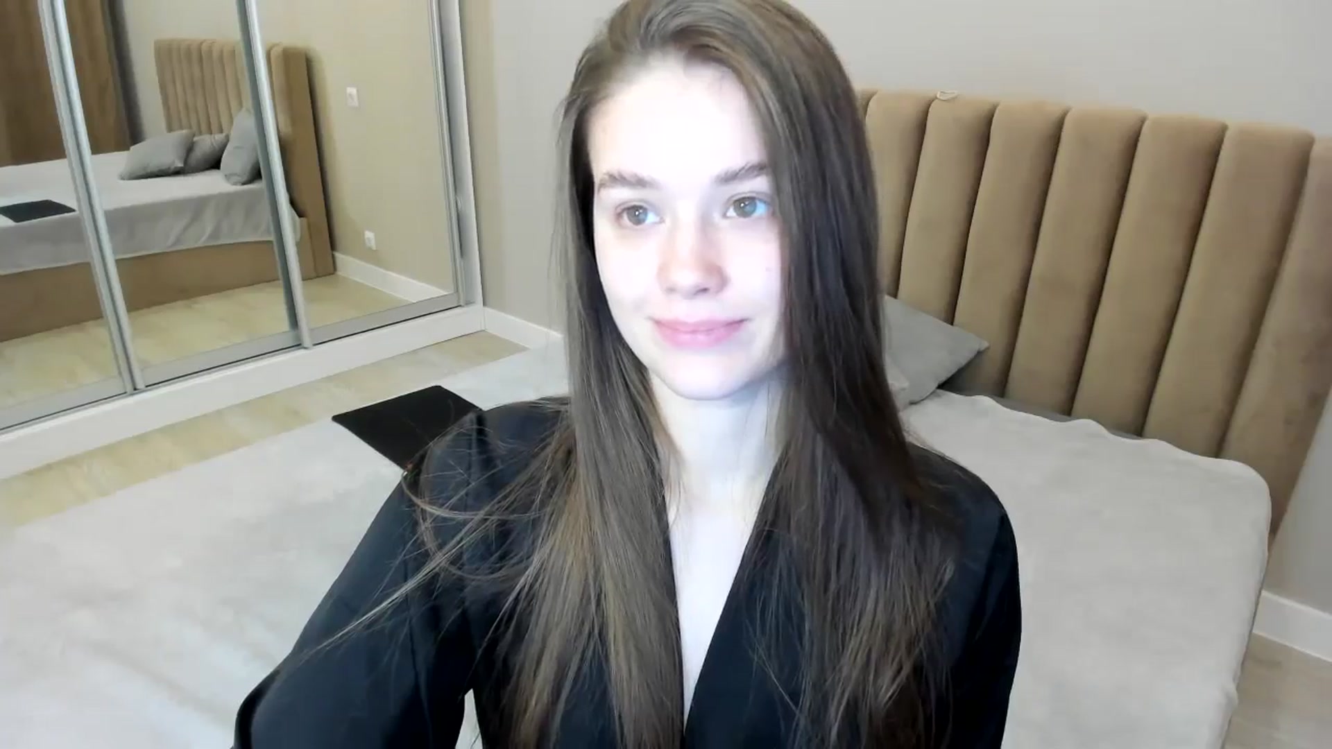 Gallery image thumbnail from miss_crystal_'s myfreecams stream on, 11/08/2024, 08:03 image 20 of 20