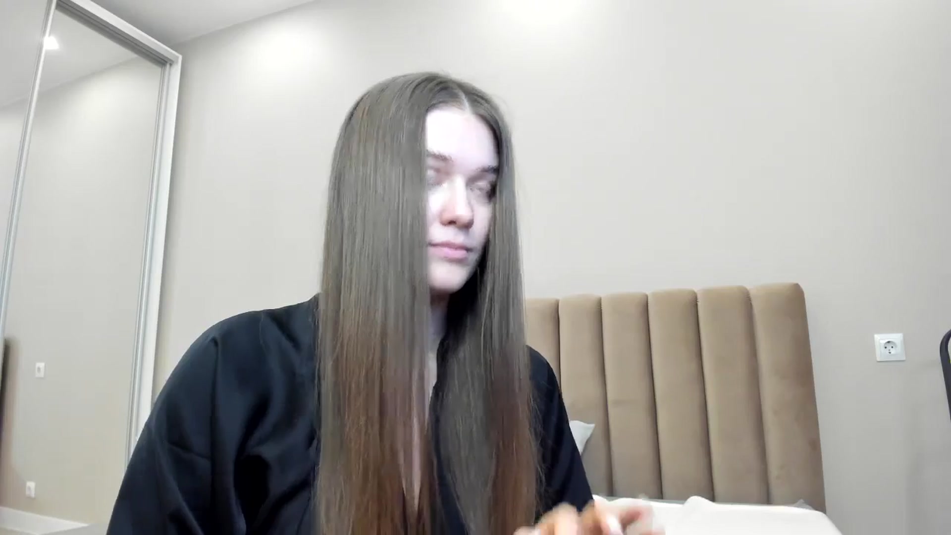 Gallery image thumbnail from miss_crystal_'s myfreecams stream on, 11/14/2024, 09:16 image 12 of 20