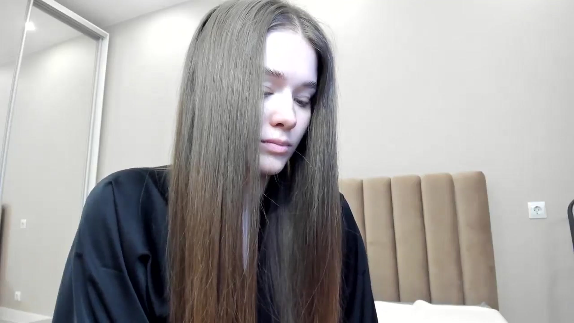 Gallery image thumbnail from miss_crystal_'s myfreecams stream on, 11/14/2024, 09:16 image 19 of 20