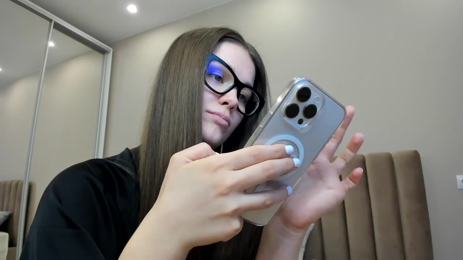 Gallery image thumbnail from miss_crystal_'s myfreecams stream on, 11/14/2024, 09:16 image 1 of 20