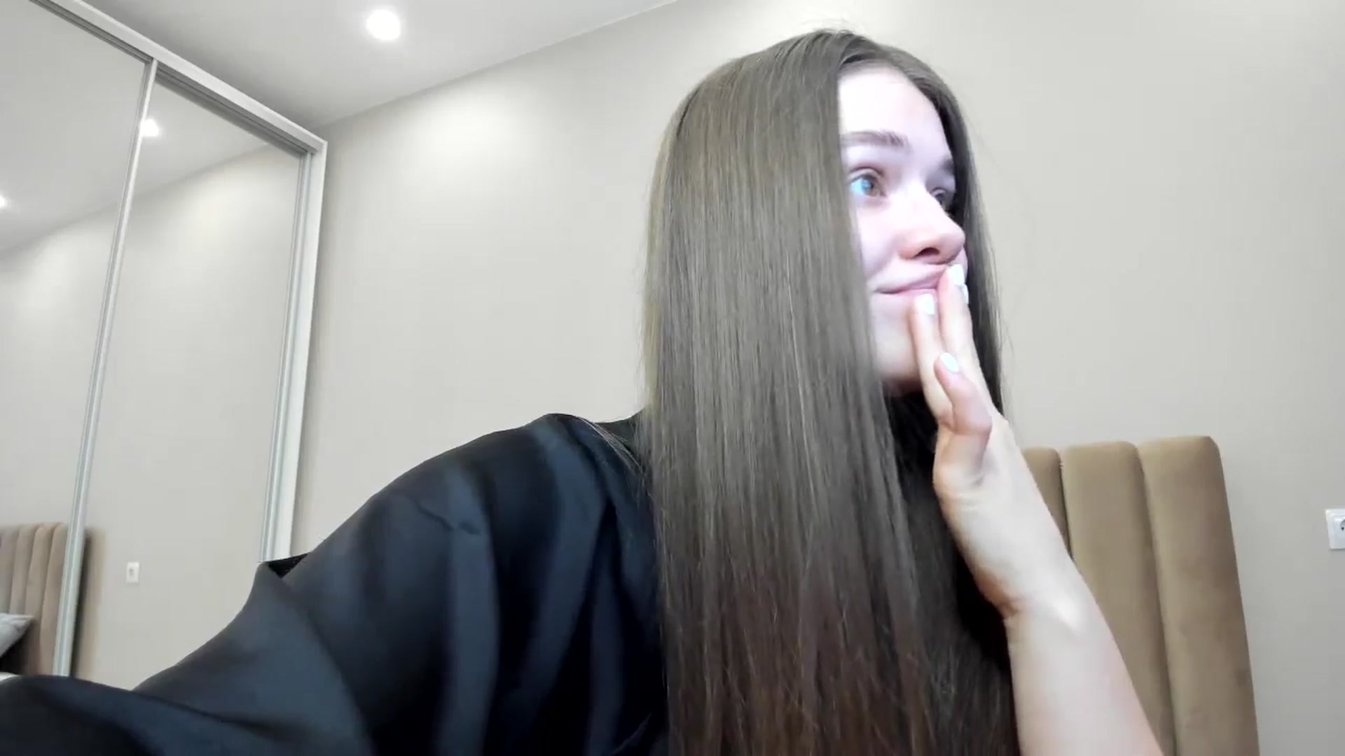 Gallery image thumbnail from miss_crystal_'s myfreecams stream on, 11/14/2024, 09:16 image 3 of 20