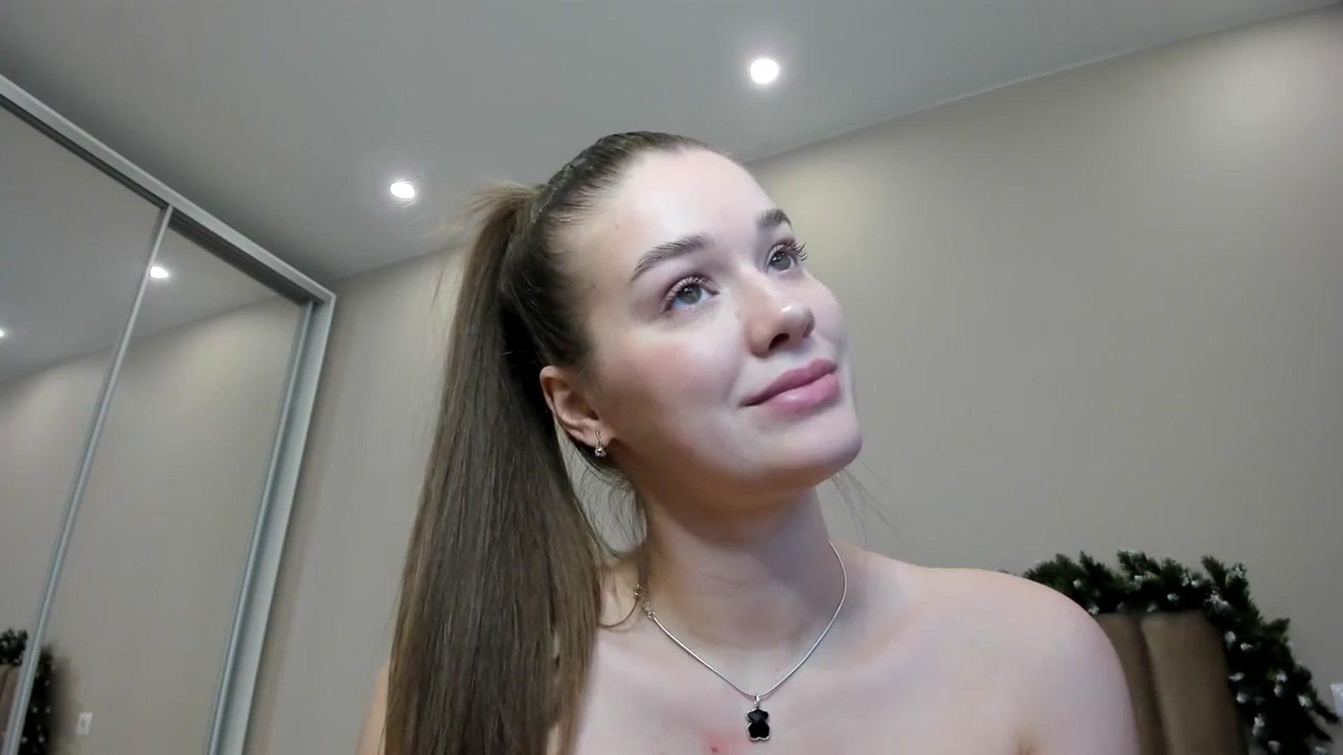 Gallery image thumbnail from miss_crystal_'s myfreecams stream on, 11/29/2024, 06:58 image 20 of 20