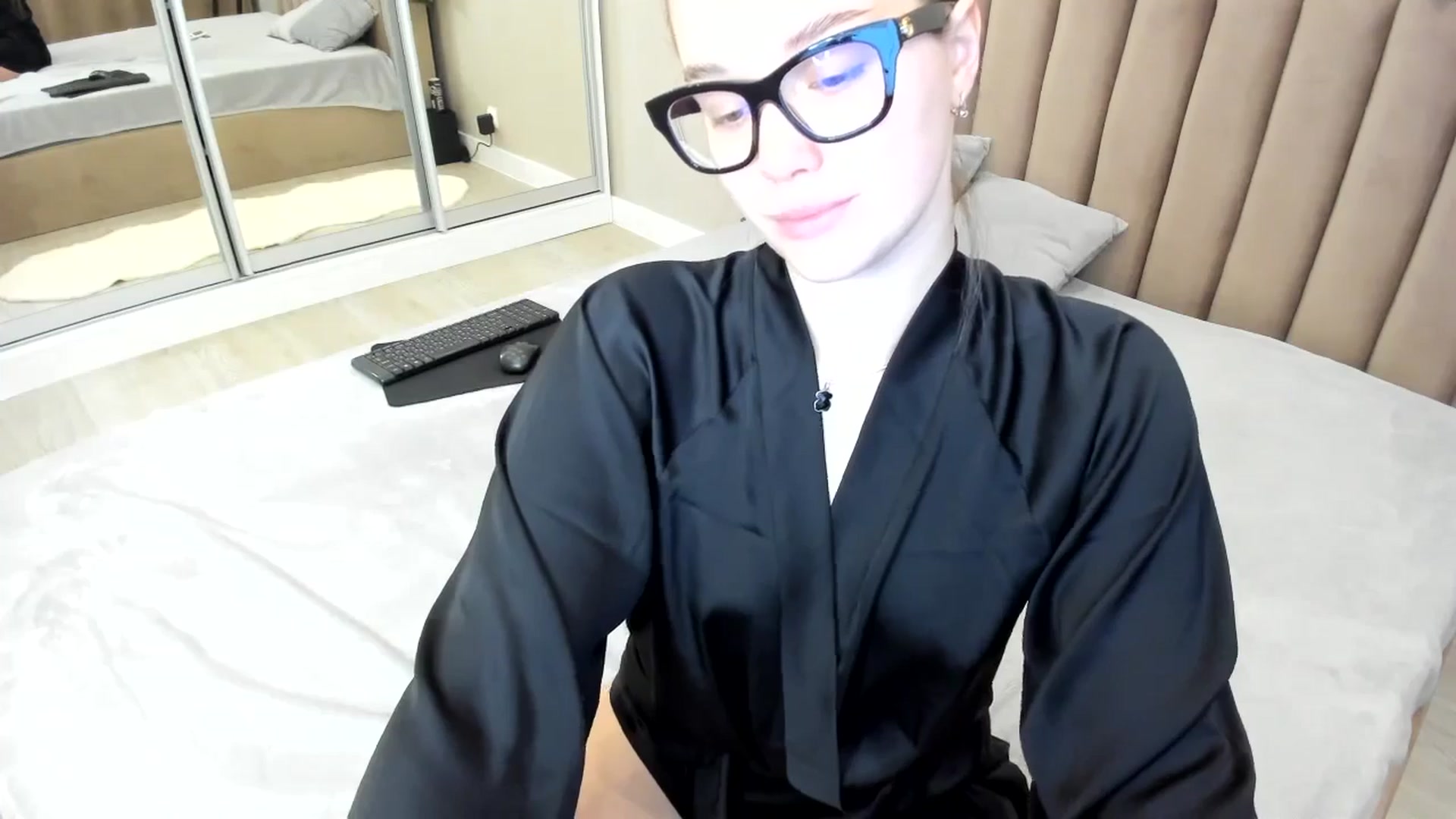 Gallery image thumbnail from miss_crystal_'s myfreecams stream on, 12/02/2024, 06:44 image 20 of 20