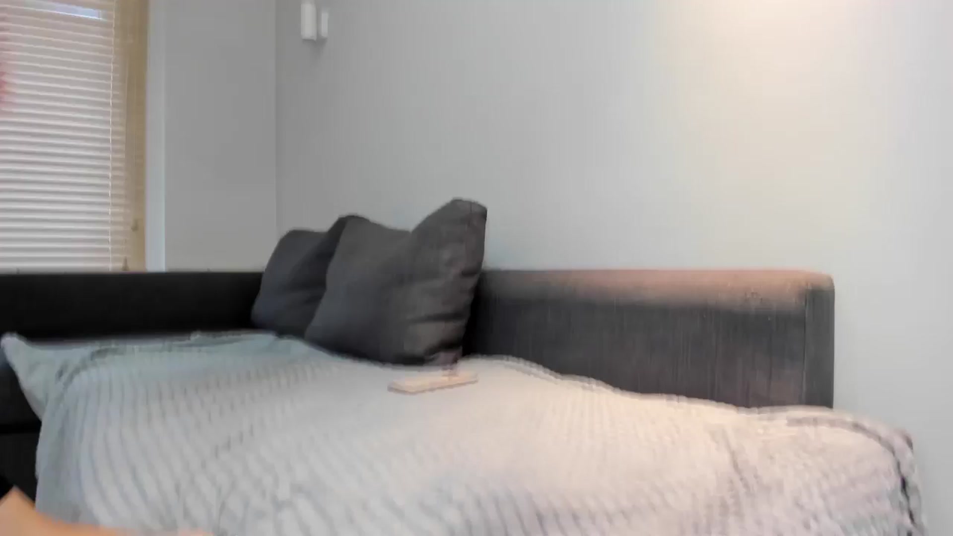 Gallery image thumbnail from miss_crystal_'s myfreecams stream on, 08/22/2025, 06:49 image 1 of 20