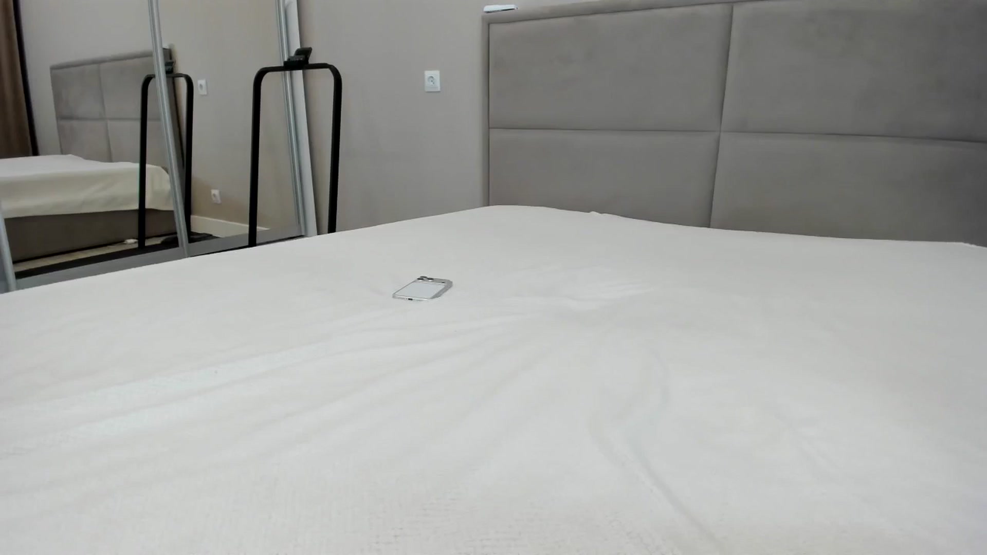 Gallery image thumbnail from miss_crystal_'s myfreecams stream on, 01/22/2026, 12:29 image 19 of 20