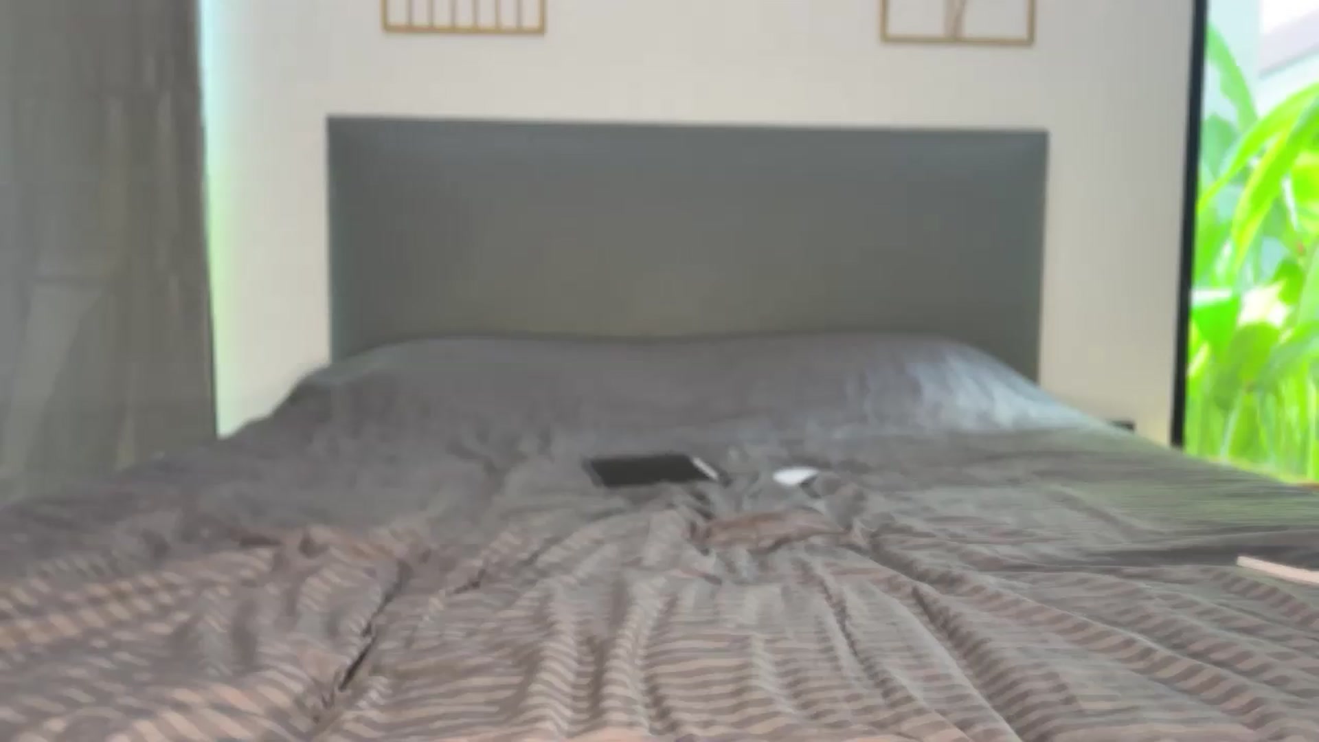 Gallery image thumbnail from miss_crystal_'s myfreecams stream on, 07/20/2026, 07:21 image 7 of 20