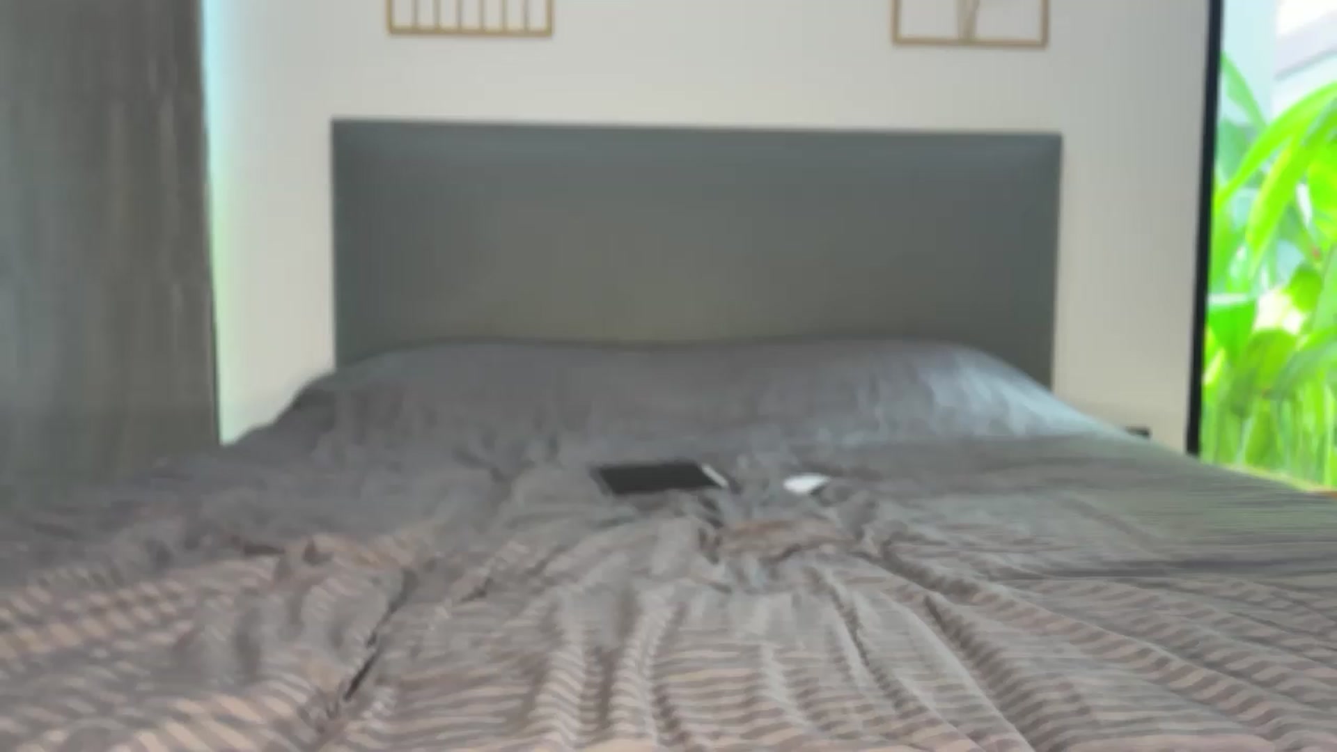 Gallery image thumbnail from miss_crystal_'s myfreecams stream on, 07/20/2026, 07:21 image 6 of 20