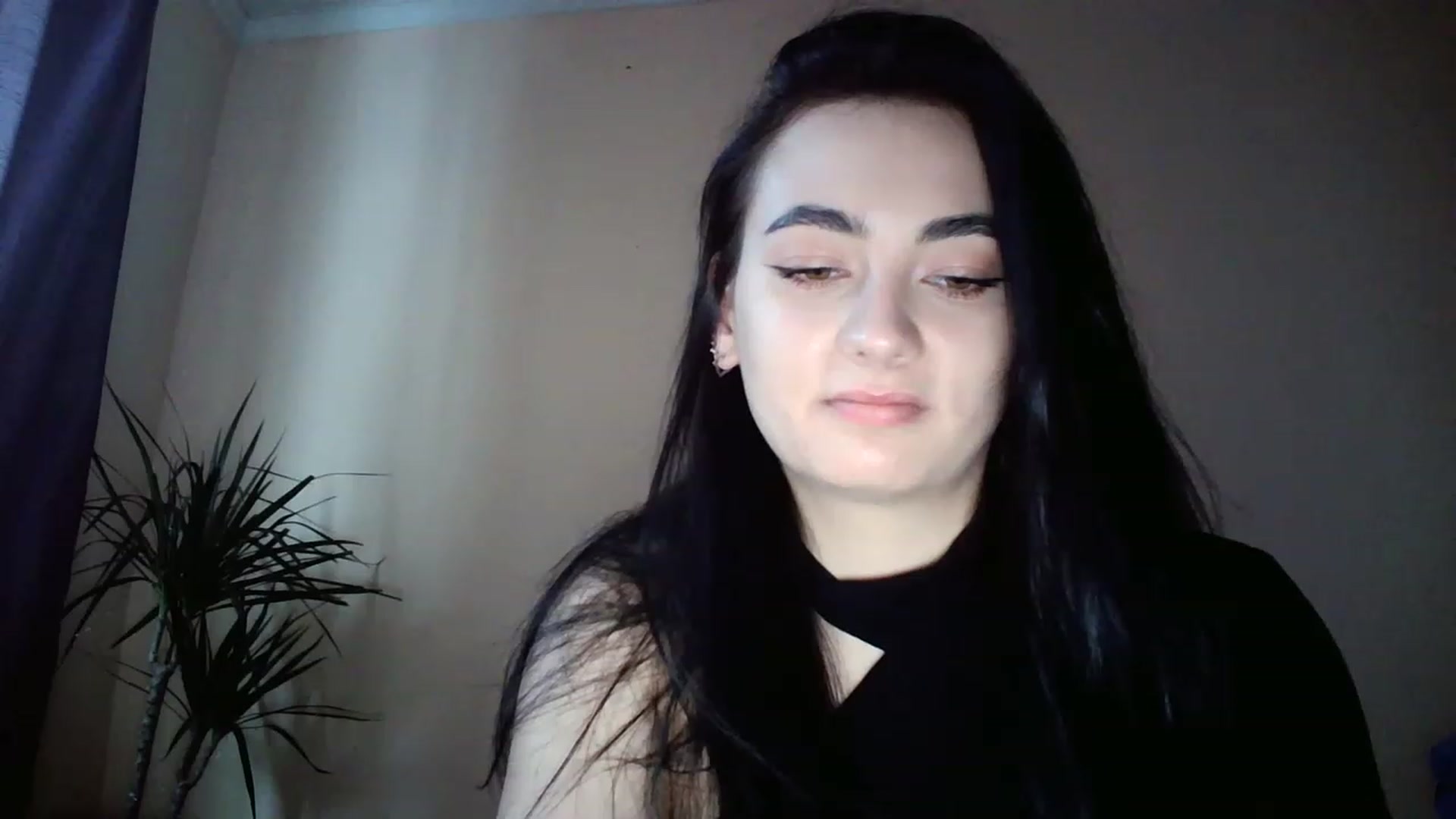 Gallery image thumbnail from miss_lolly_'s myfreecams stream on, 12/17/2022, 12:12 image 12 of 20