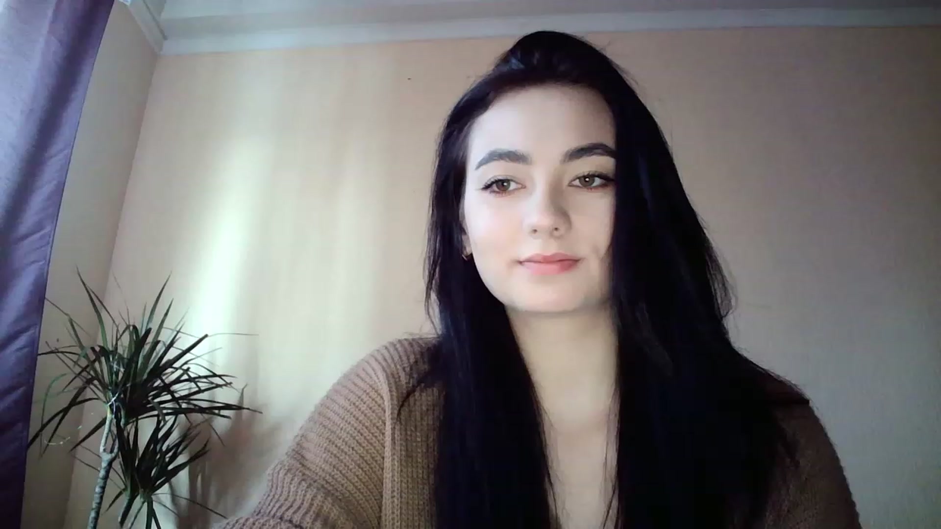 Gallery image thumbnail from miss_lolly_'s myfreecams stream on, 12/21/2022, 11:46 image 2 of 20