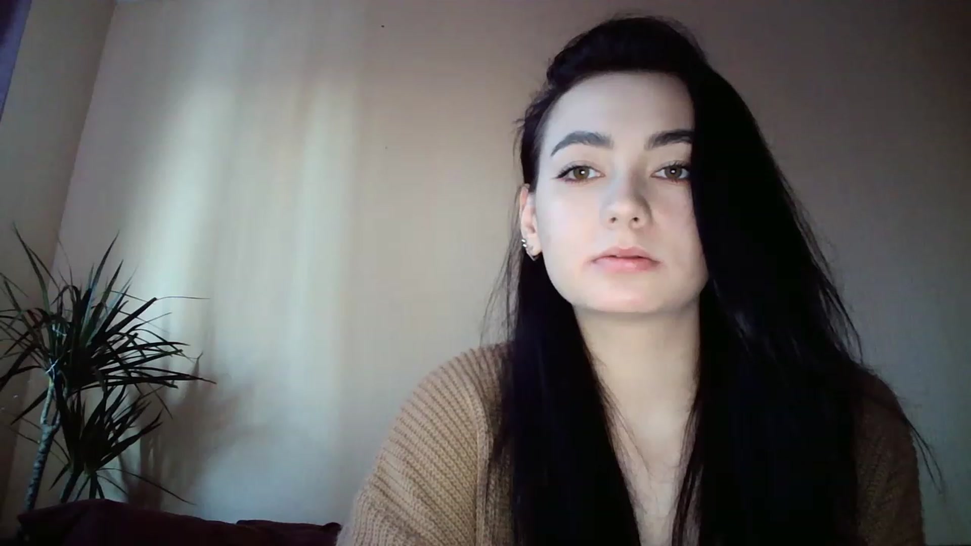 Gallery image thumbnail from miss_lolly_'s myfreecams stream on, 12/21/2022, 13:18 image 17 of 20