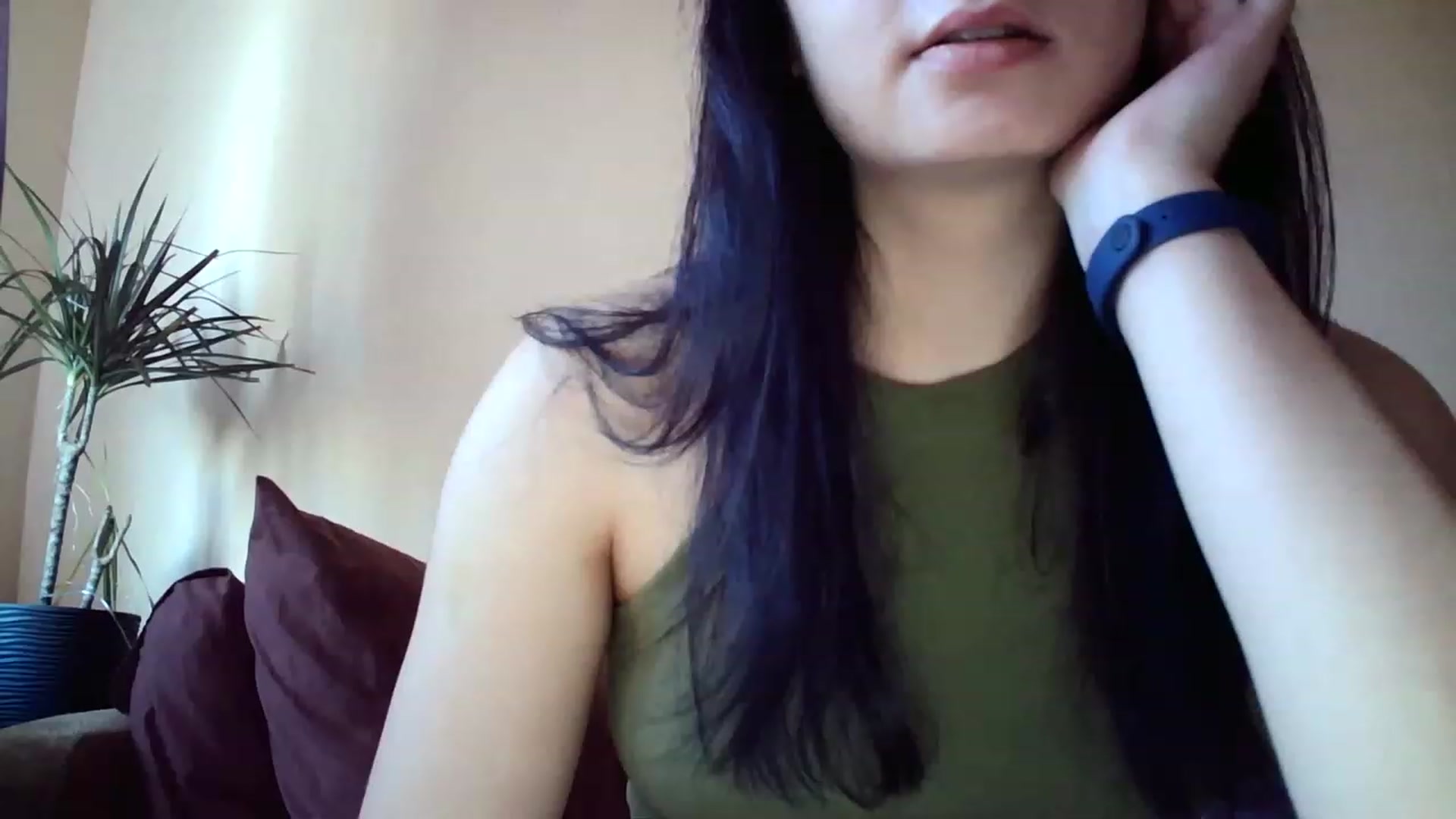 Gallery image thumbnail from miss_lolly_'s myfreecams stream on, 12/28/2022, 11:35 image 8 of 20