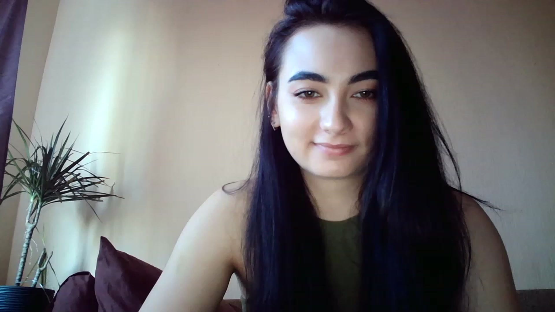 Gallery image thumbnail from miss_lolly_'s myfreecams stream on, 12/28/2022, 11:35 image 15 of 20