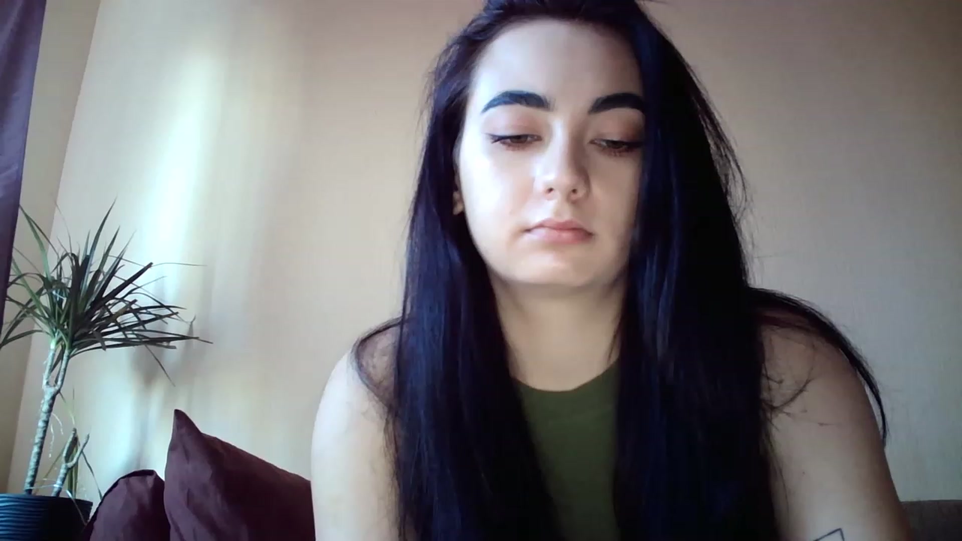 Gallery image thumbnail from miss_lolly_'s myfreecams stream on, 12/28/2022, 11:35 image 11 of 20