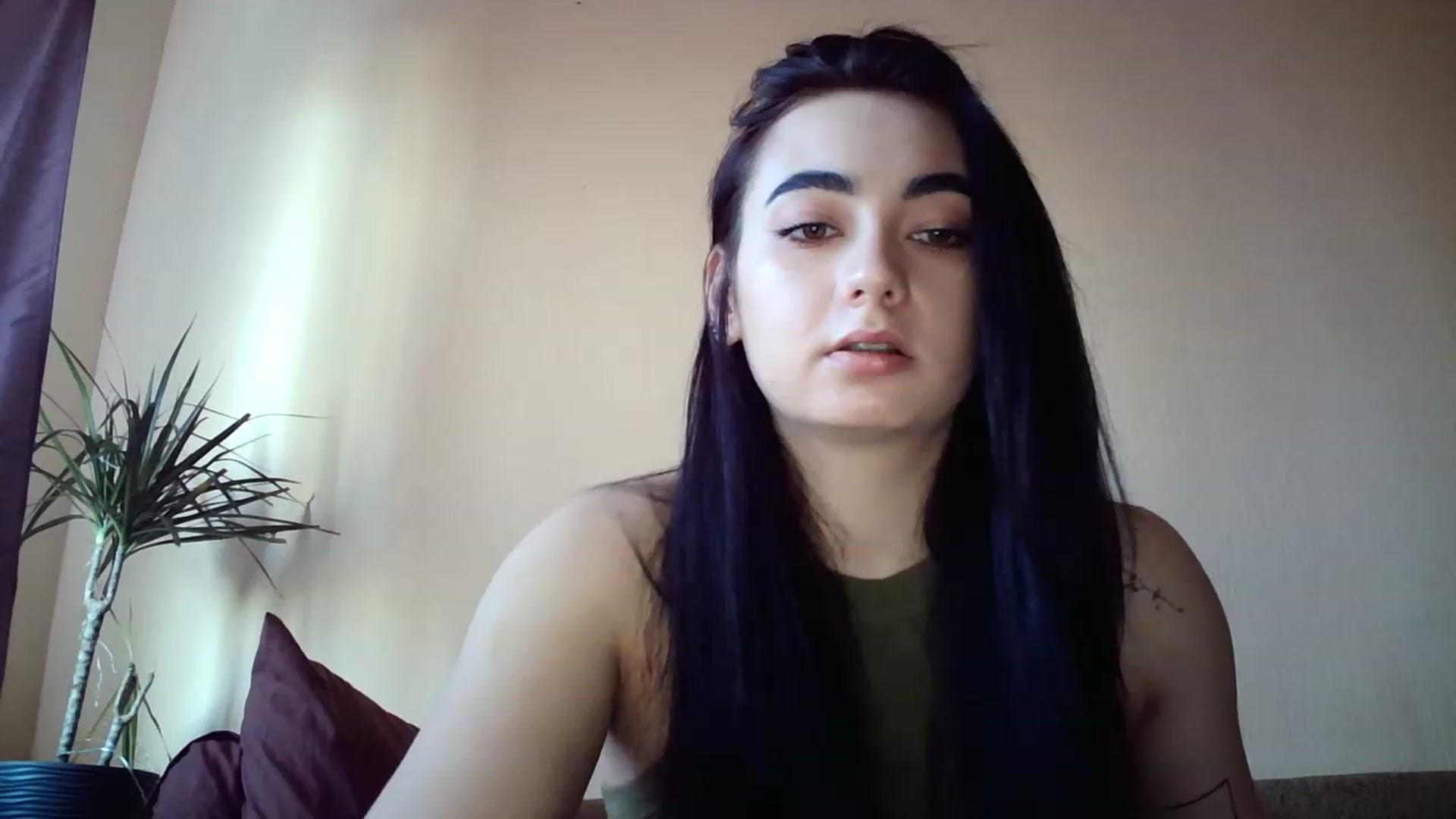 Gallery image thumbnail from miss_lolly_'s myfreecams stream on, 12/28/2022, 11:35 image 4 of 20