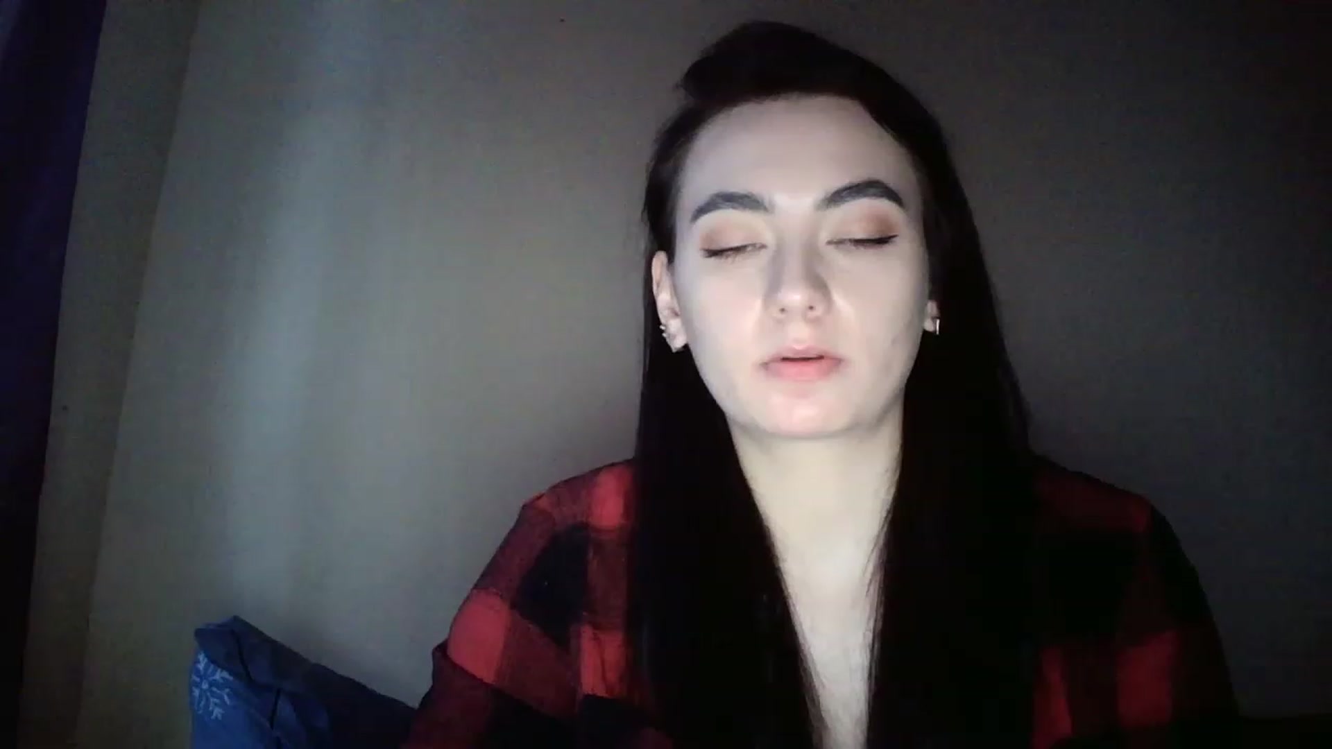Gallery image thumbnail from miss_lolly_'s myfreecams stream on, 01/16/2023, 14:18 image 11 of 20
