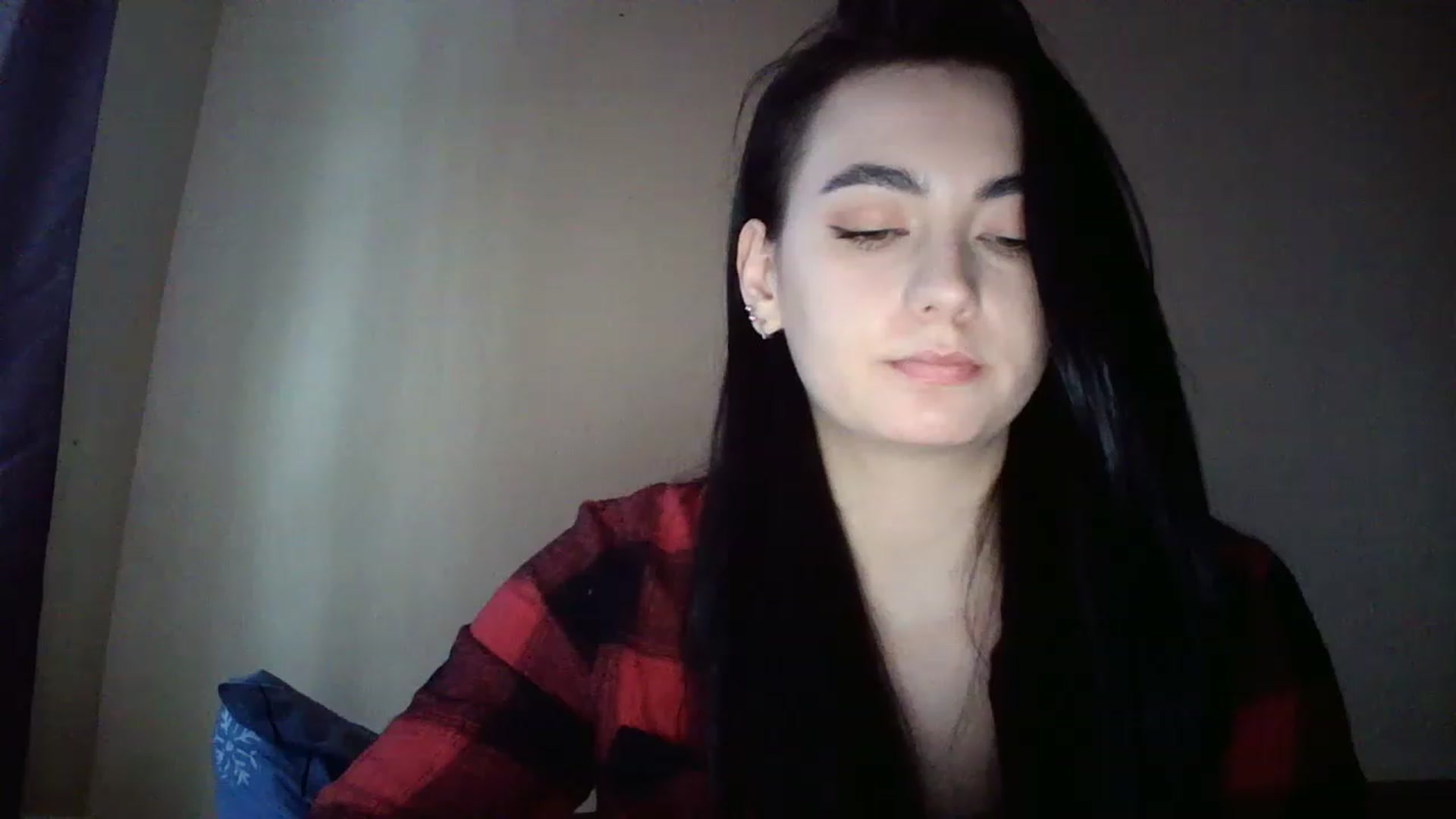 Gallery image thumbnail from miss_lolly_'s myfreecams stream on, 01/16/2023, 14:18 image 2 of 20