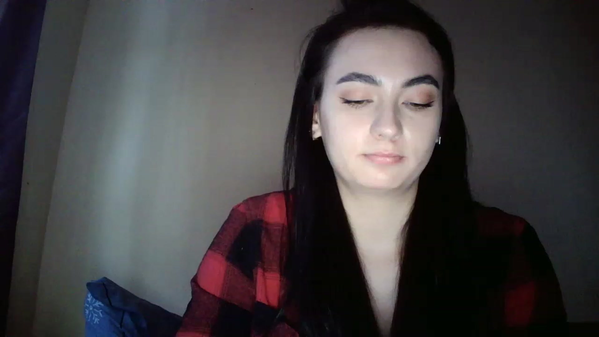 Gallery image thumbnail from miss_lolly_'s myfreecams stream on, 01/16/2023, 14:18 image 7 of 20